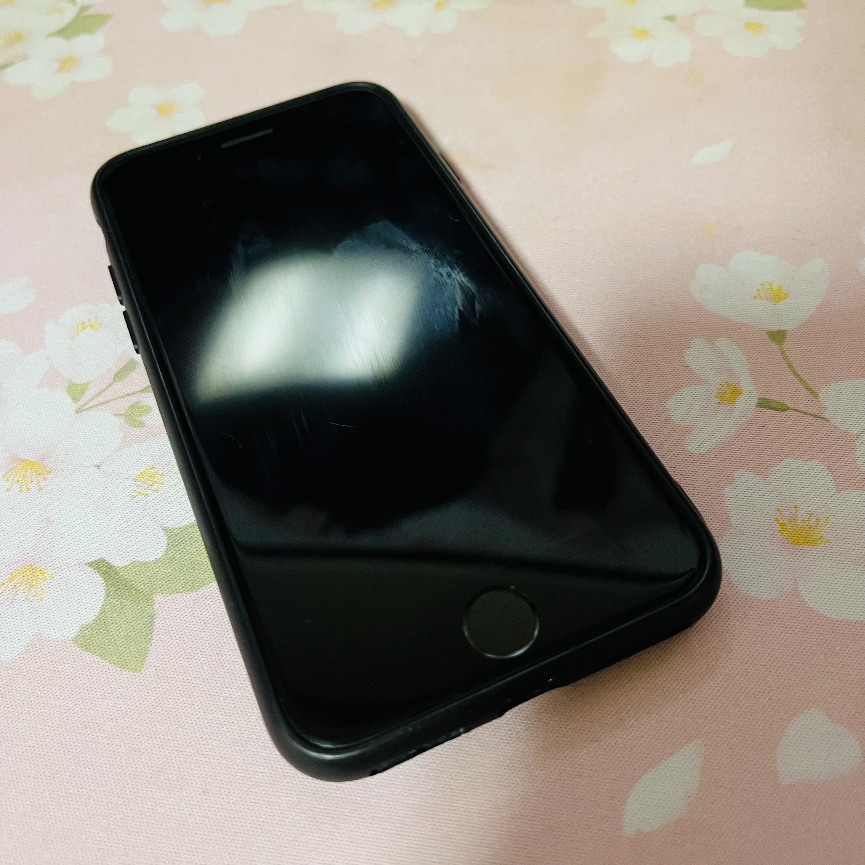 Apple iPhone 13 Mini 128GB Pink (Korean Ver.) 착용 스타일 - 2
