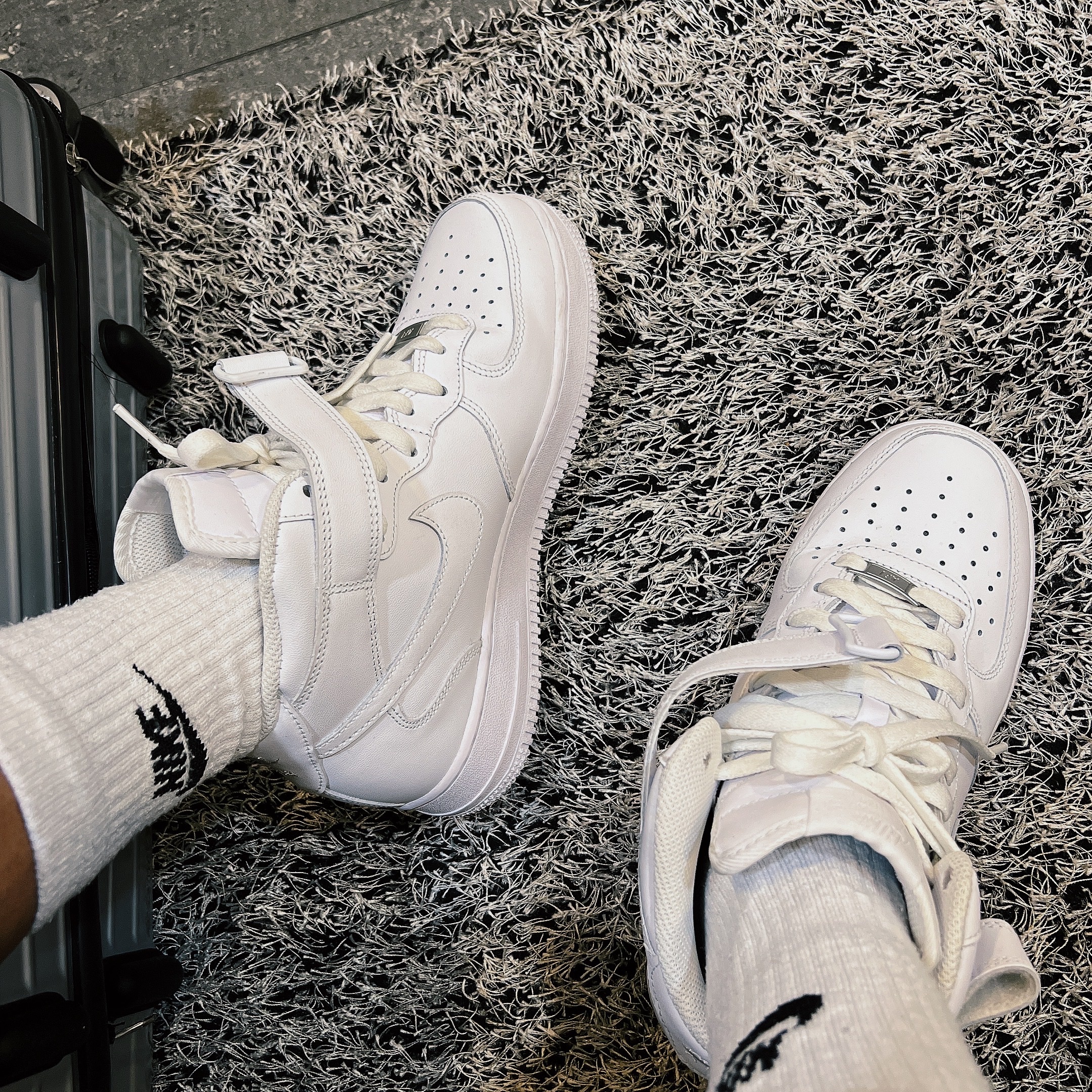 Nike Air Force 1 Mid '07 White 착용 스타일