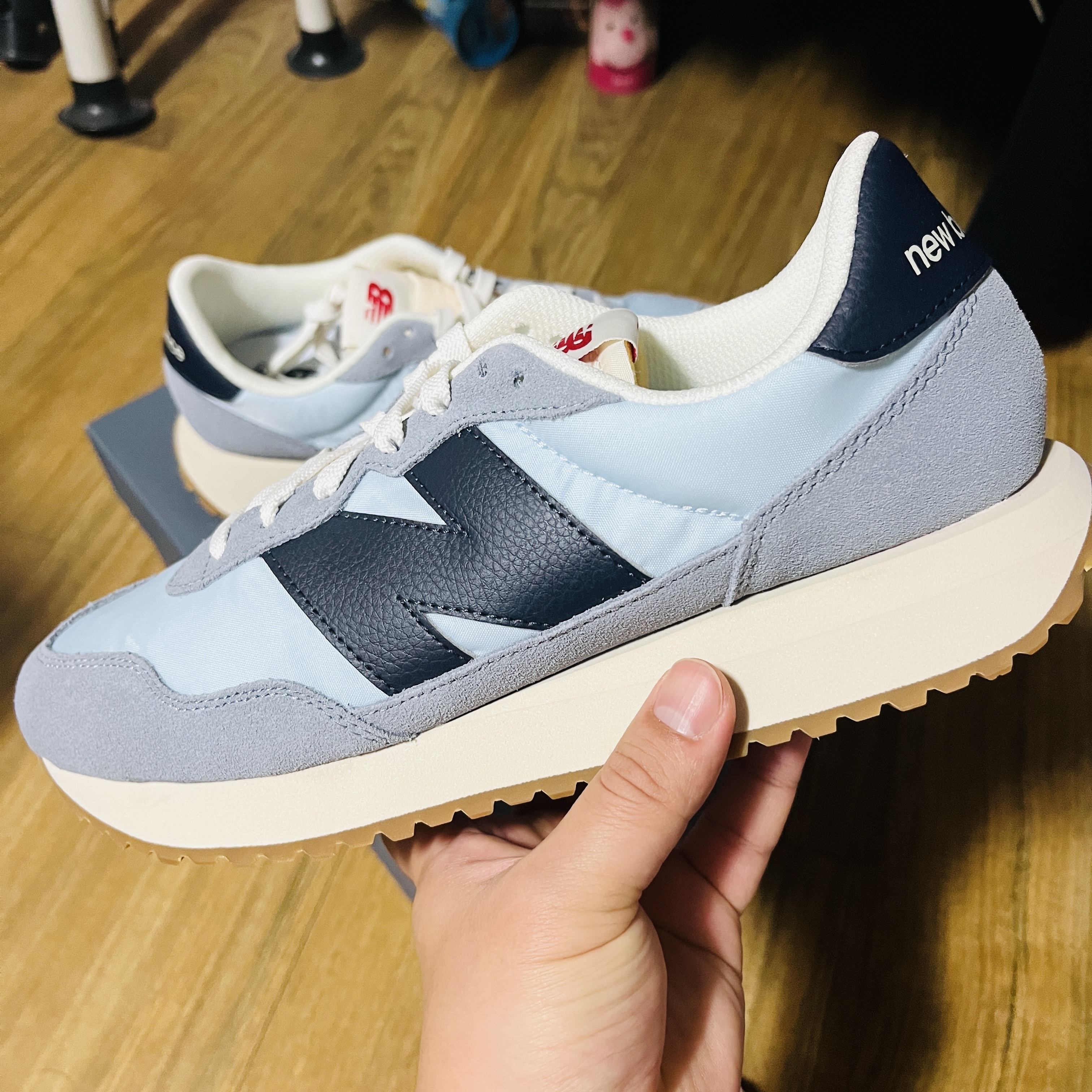 New Balance 237 Reflection Eclipse 착용 스타일 - 1