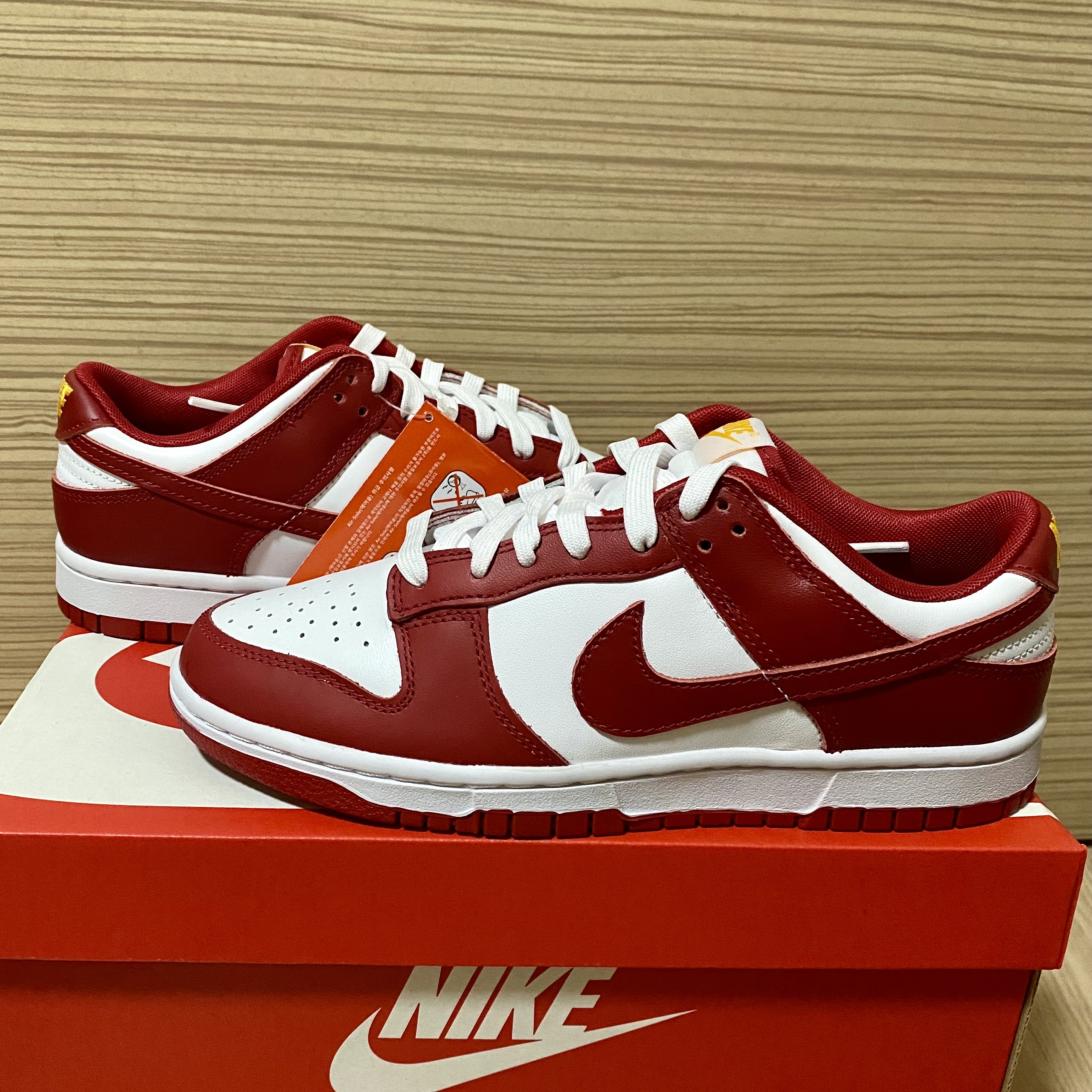 Nike Dunk Low Retro Gym Red 착용 스타일