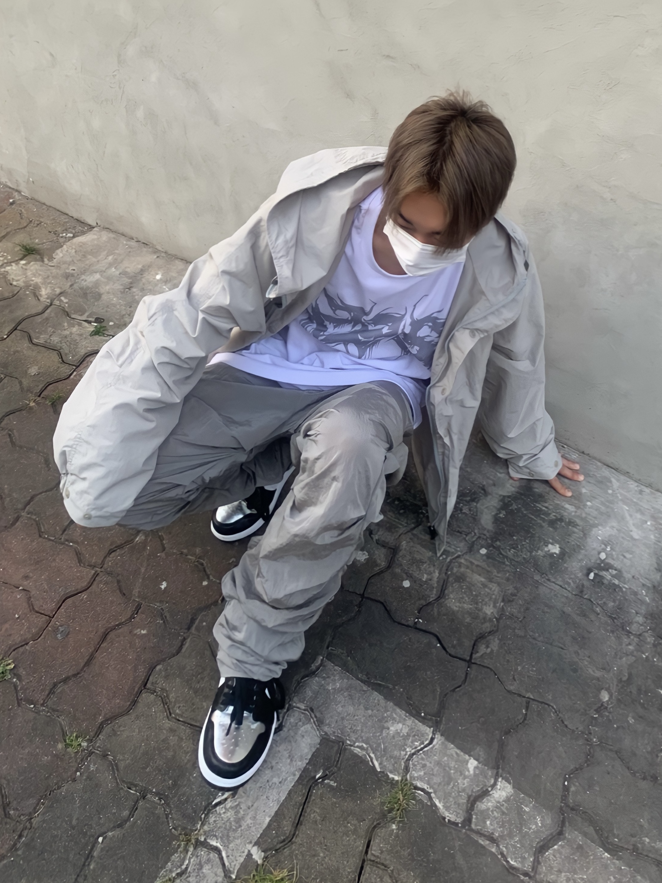 (W) Jordan 1 Retro High OG Silver Toe 착용 스타일 - 2