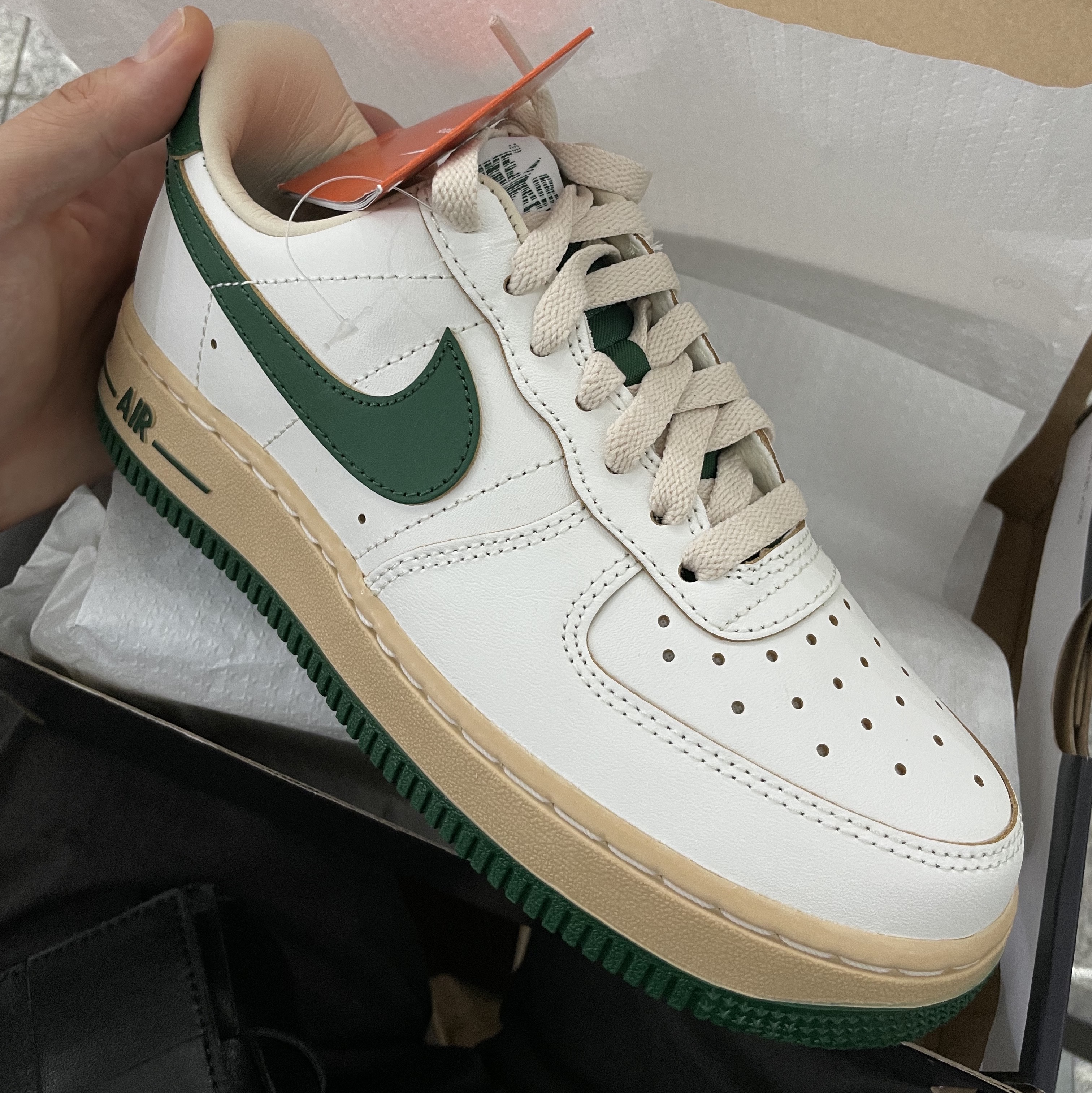 (W) Nike Air Force 1 Low Gorge Green 착용 스타일