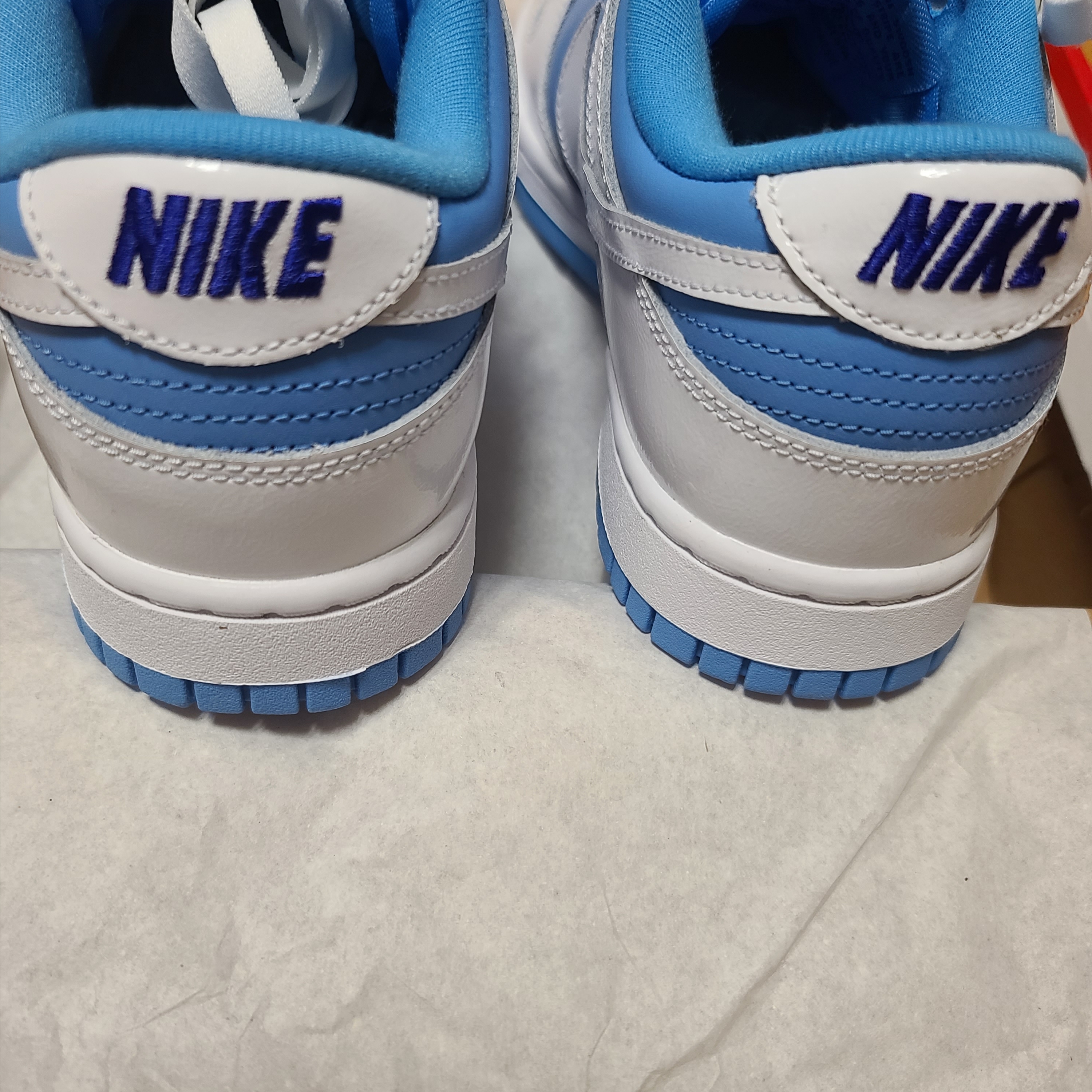 (W) Nike Dunk Low Essential University Blue 착용 스타일 - 3