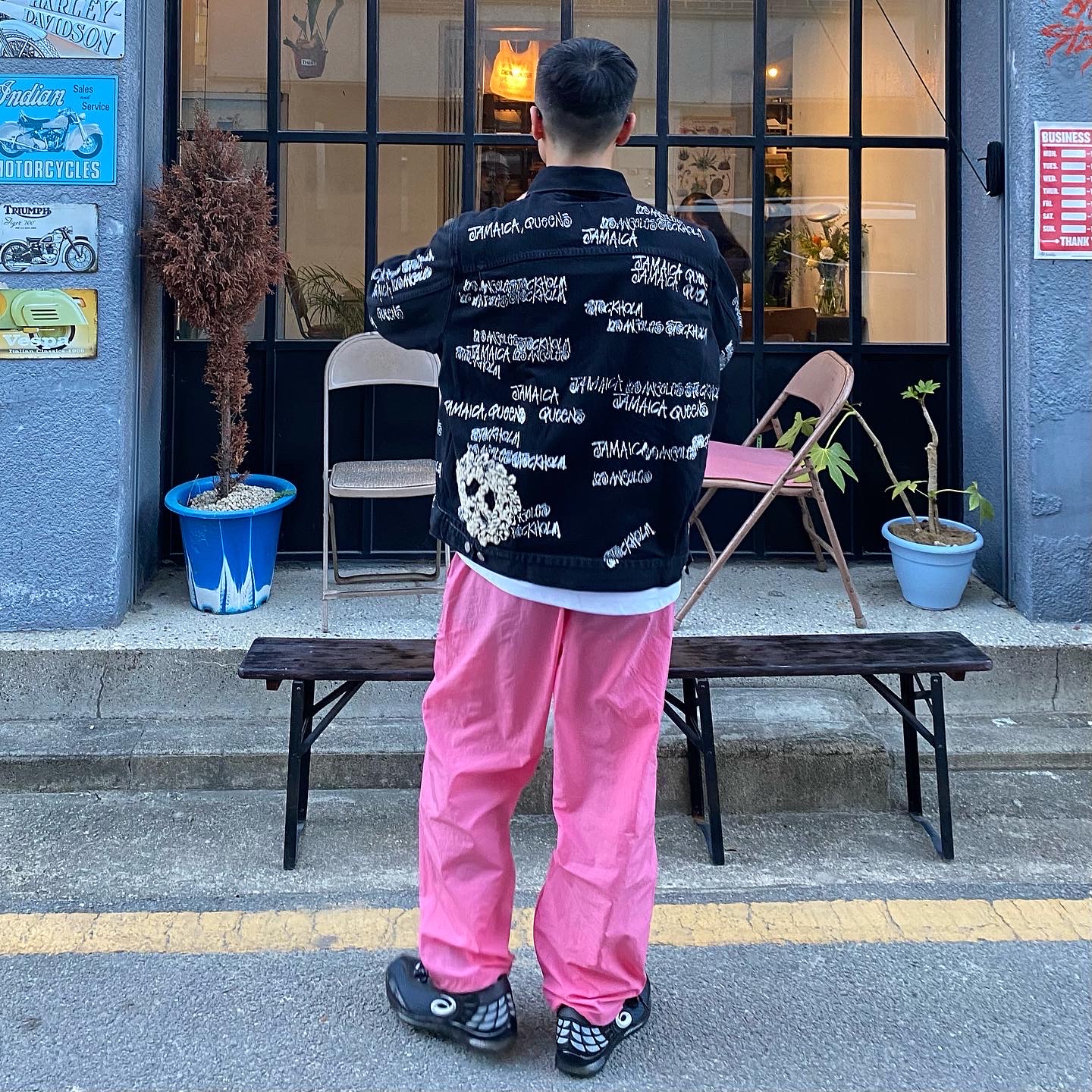Stussy x Our Legacy x Denim Tears TTL Denim Jacket Black, Asics x Kiko Kostadinov Gel-Sokat 2 Carrier Grey 착용 스타일 - 2