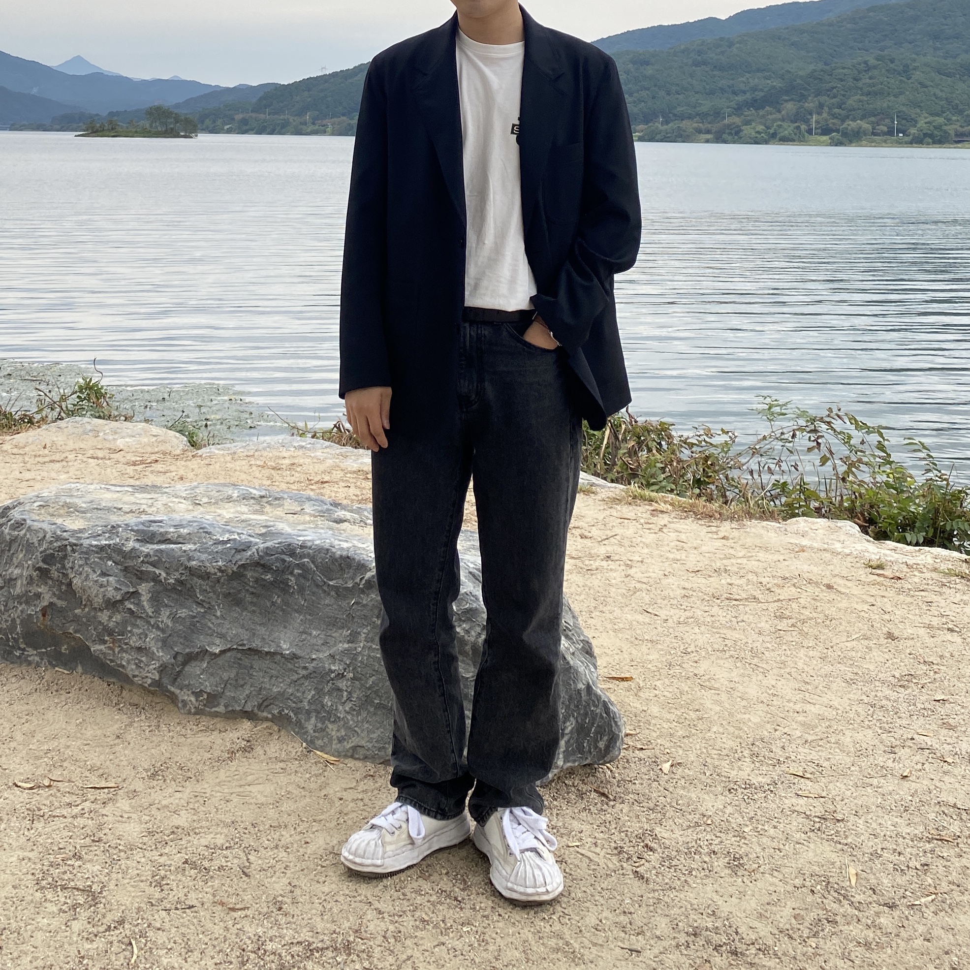 Maison Mihara Yasuhiro Blakey OG Sole Canvas Low-top Sneakers White 착용 스타일