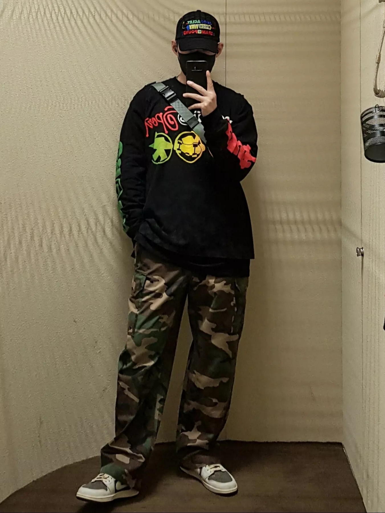 Stussy x Cactus Plant Flea Market Sport LS T-Shirt Black, Porter Tanker Waist Bag S Sage Green 착용 스타일