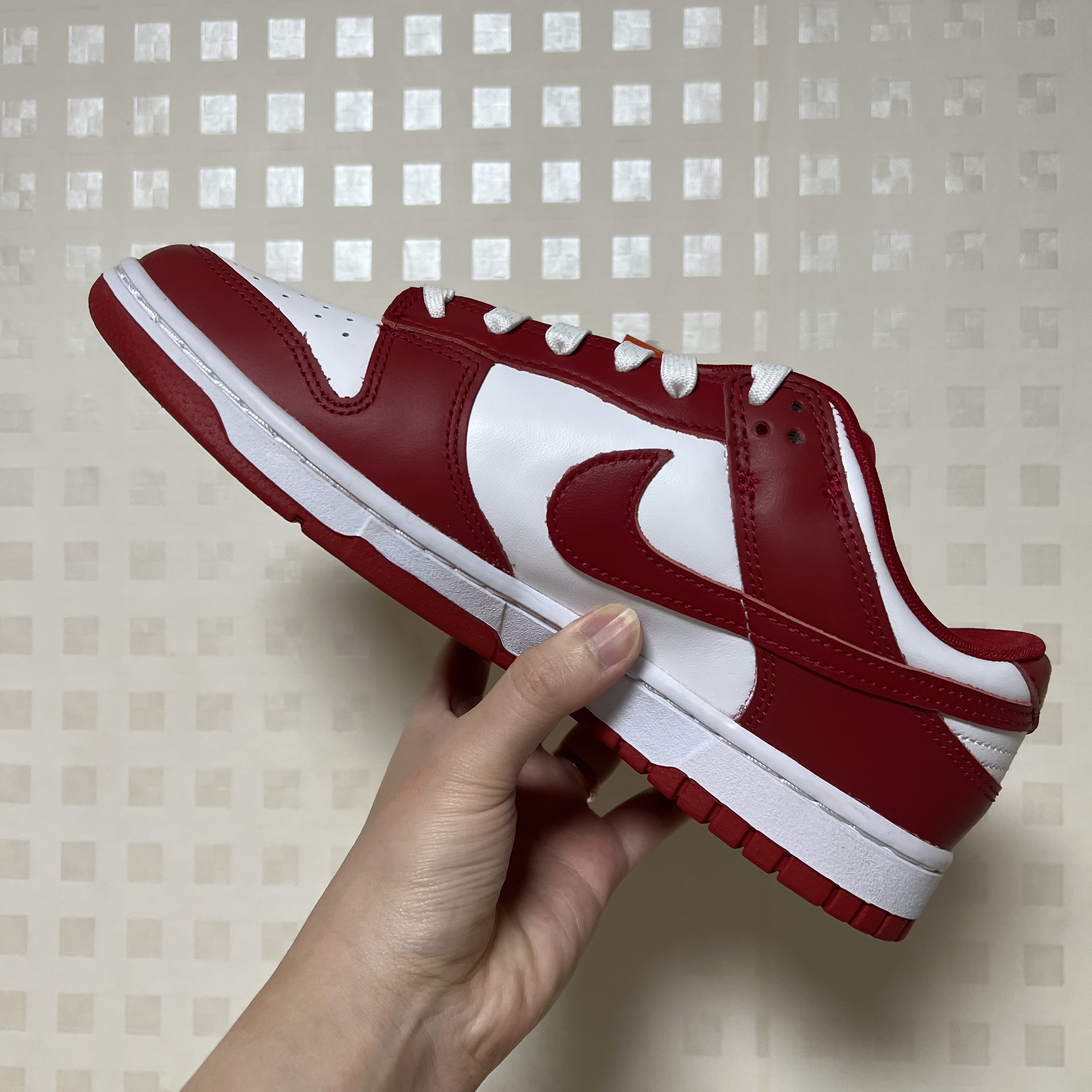 Nike Dunk Low Retro Gym Red 착용 스타일