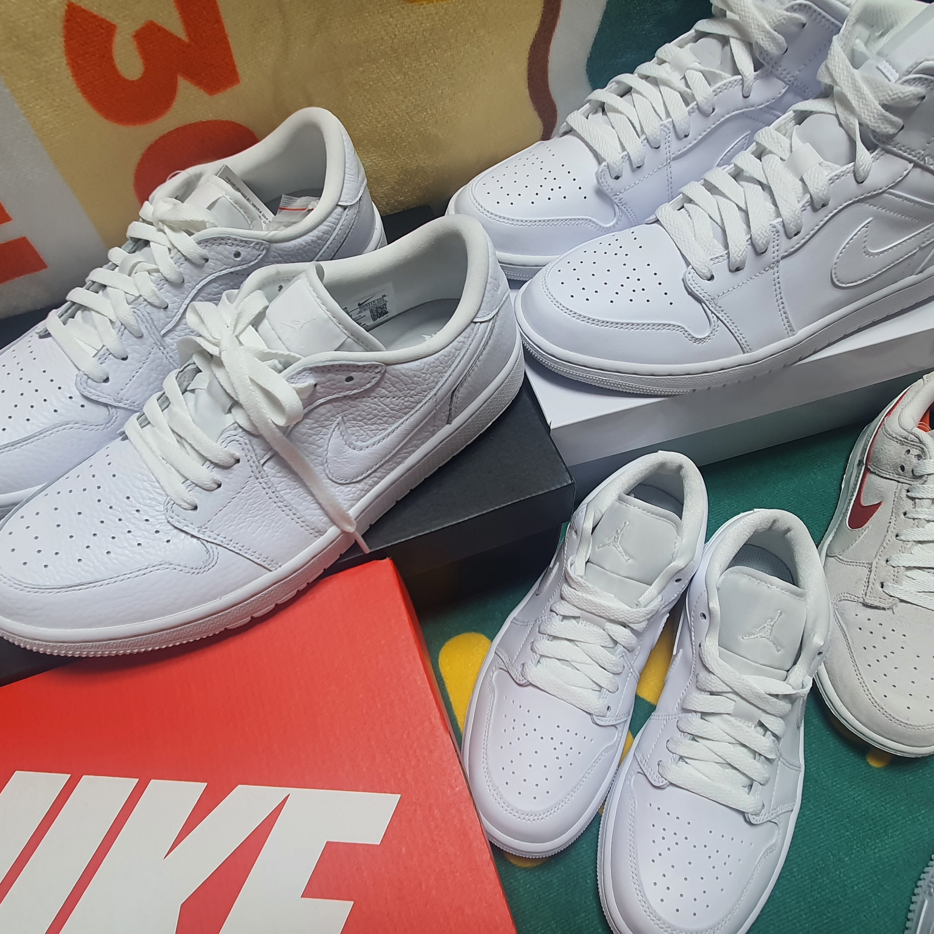 Nike Air Force 1 '07 Low White, (W) Nike Air Force 1 '07 Low White 착용 스타일 - 2