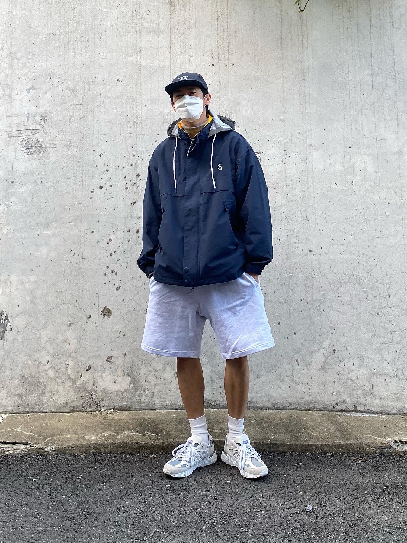 New Balance 992 Made in USA White Silver 착용 스타일 - 4