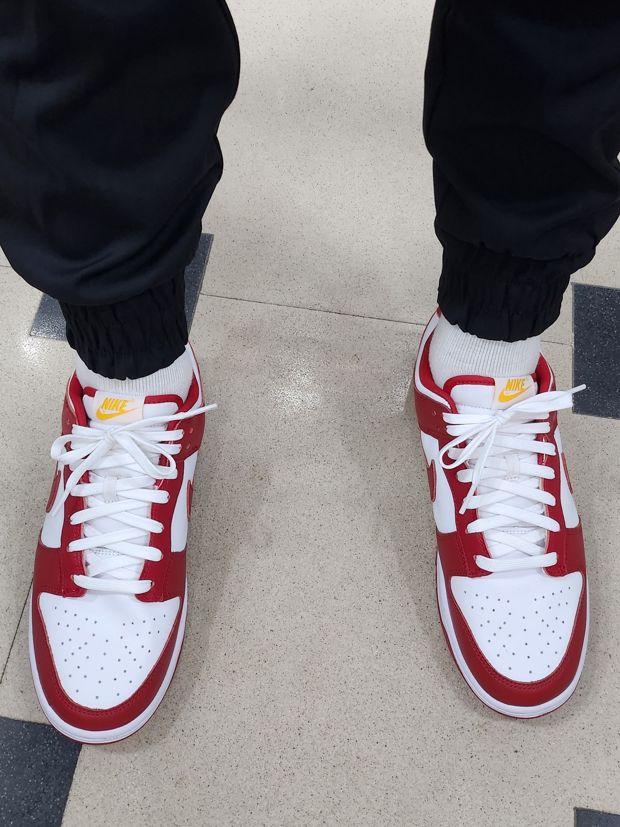 Nike Dunk Low Retro Gym Red 착용 스타일