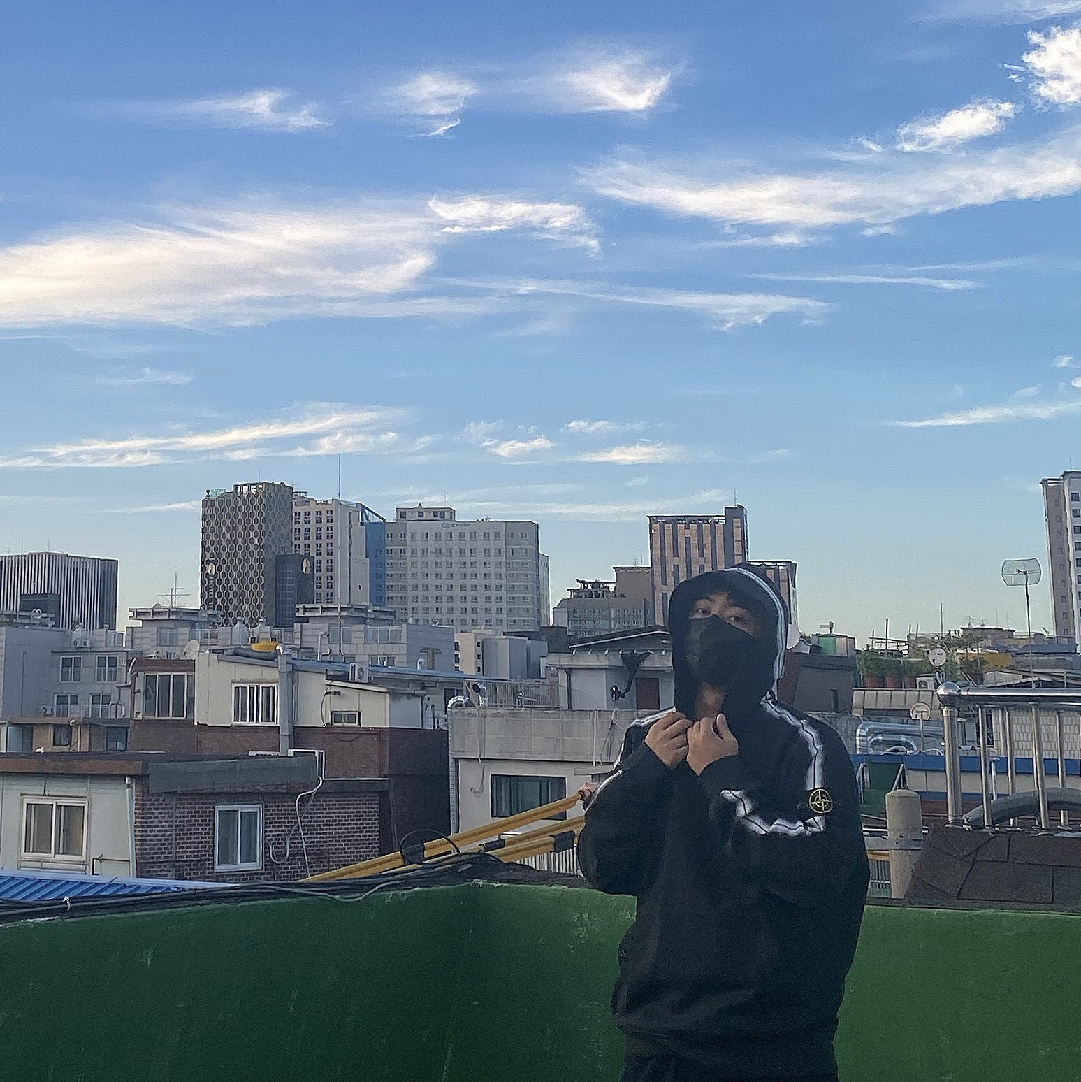 Supreme x Stone Island Stripe Hooded Sweatshirt Black - 22SS 착용 스타일