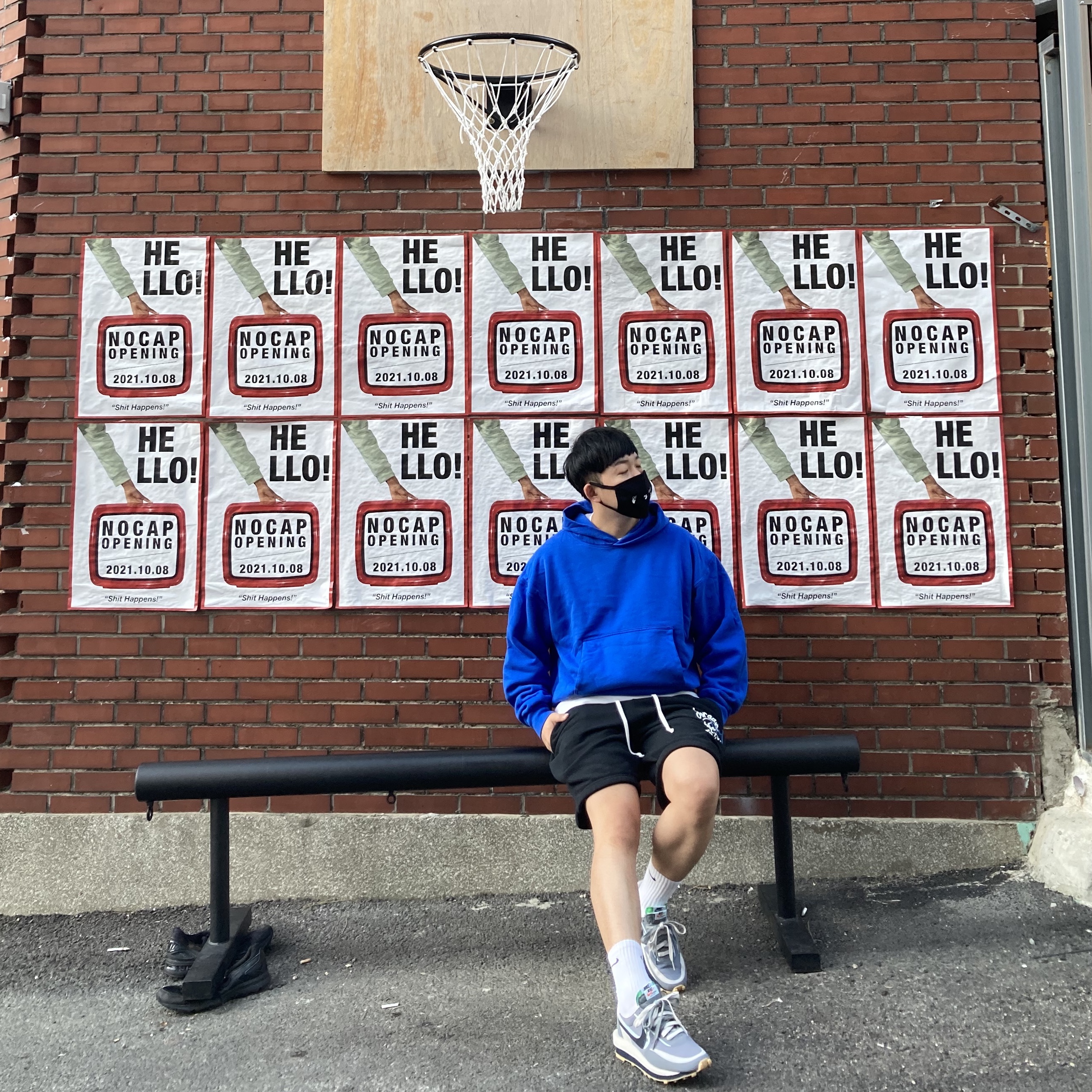 Yeezy Gap Hoodie Blue, Jordan x Travis Scott x Fragment Shorts Black (DJ0617-010) 착용 스타일