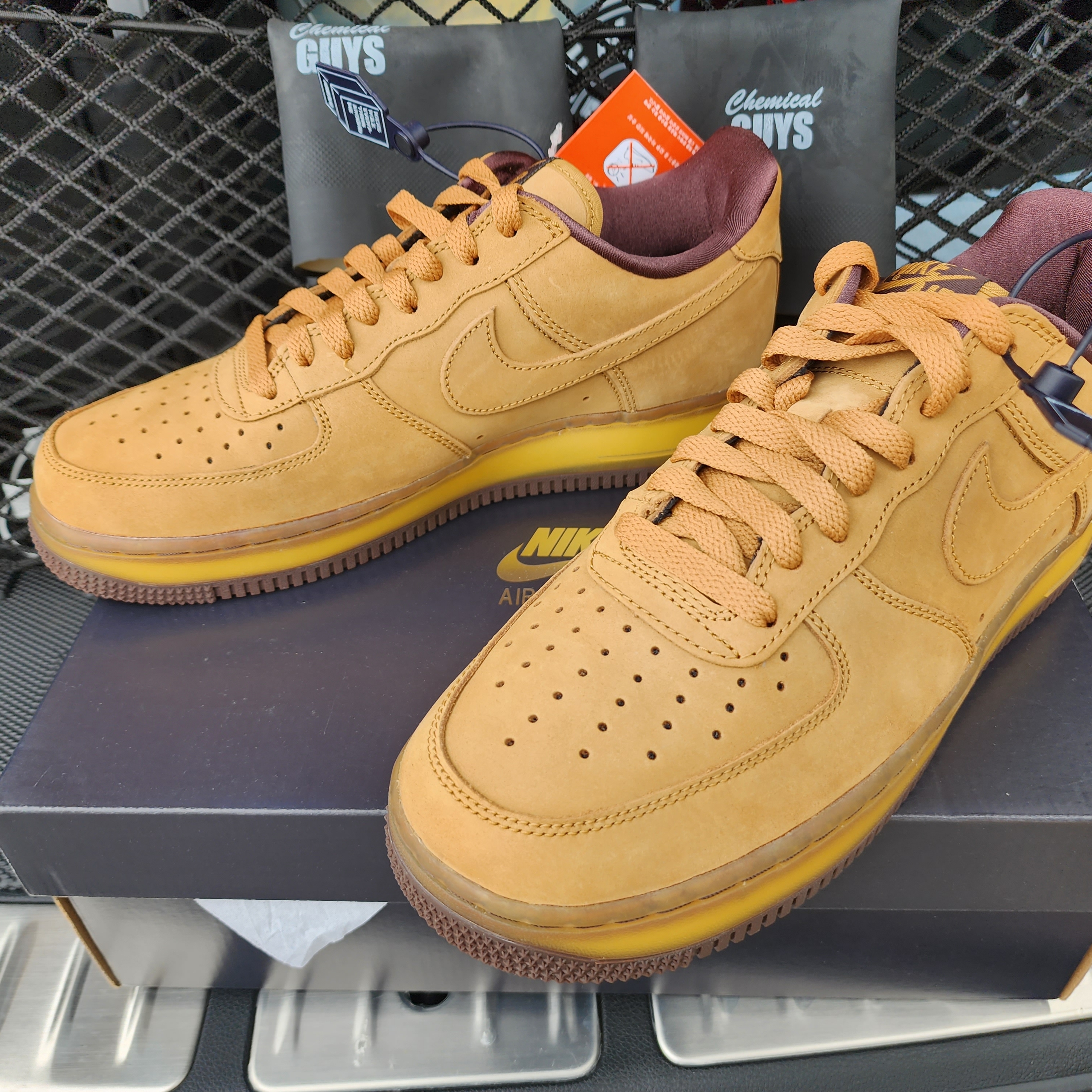 Nike Air Force 1 Low Retro SP Wheat Mocha 착용 스타일