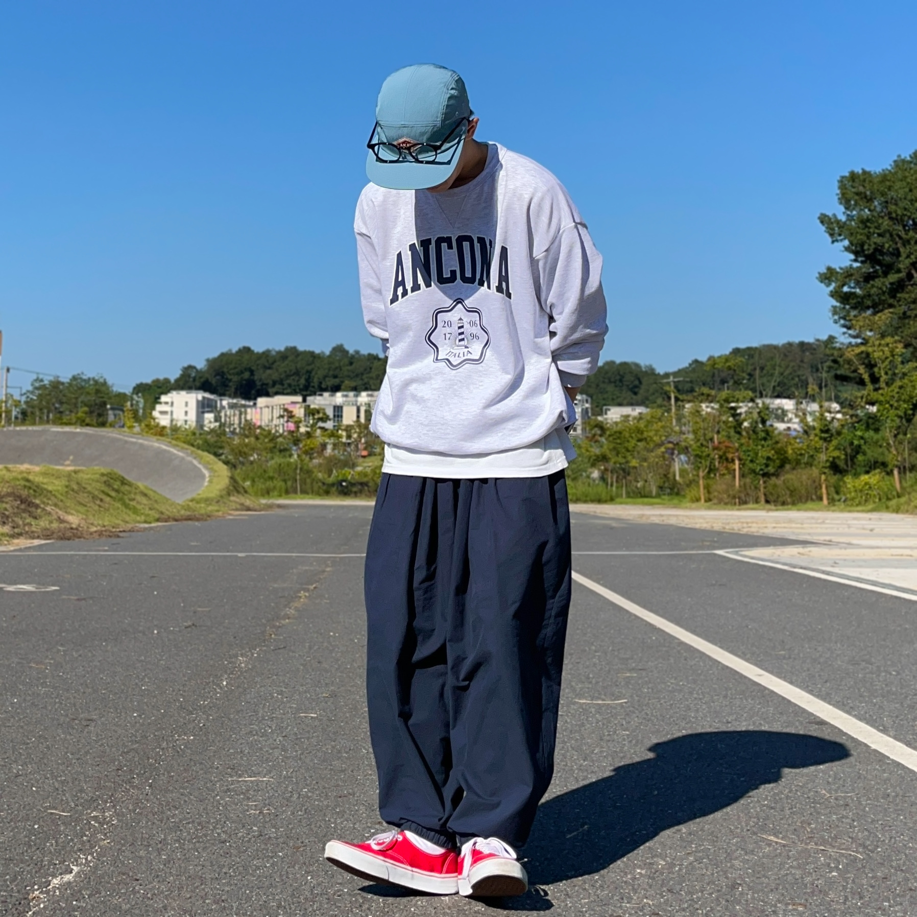 Vans Authentic Red 착용 스타일 - 1