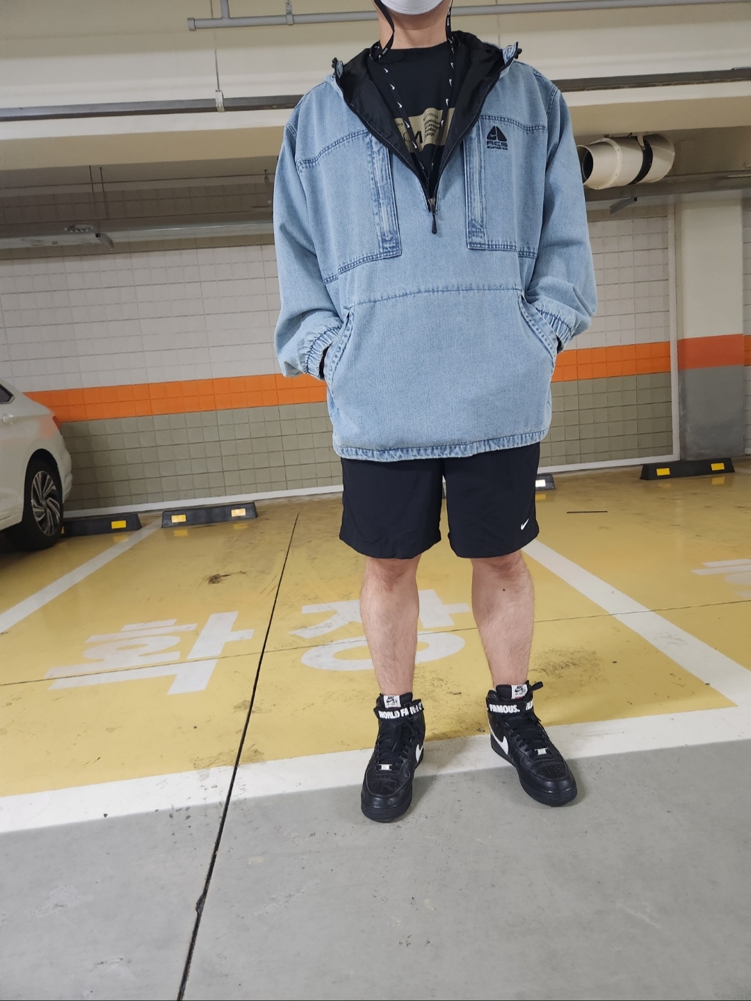 Supreme x Nike ACG Denim Pullover Washed Blue - 22FW, Nike x Supreme Air Force 1 High World Famous Black 착용 스타일 - 2