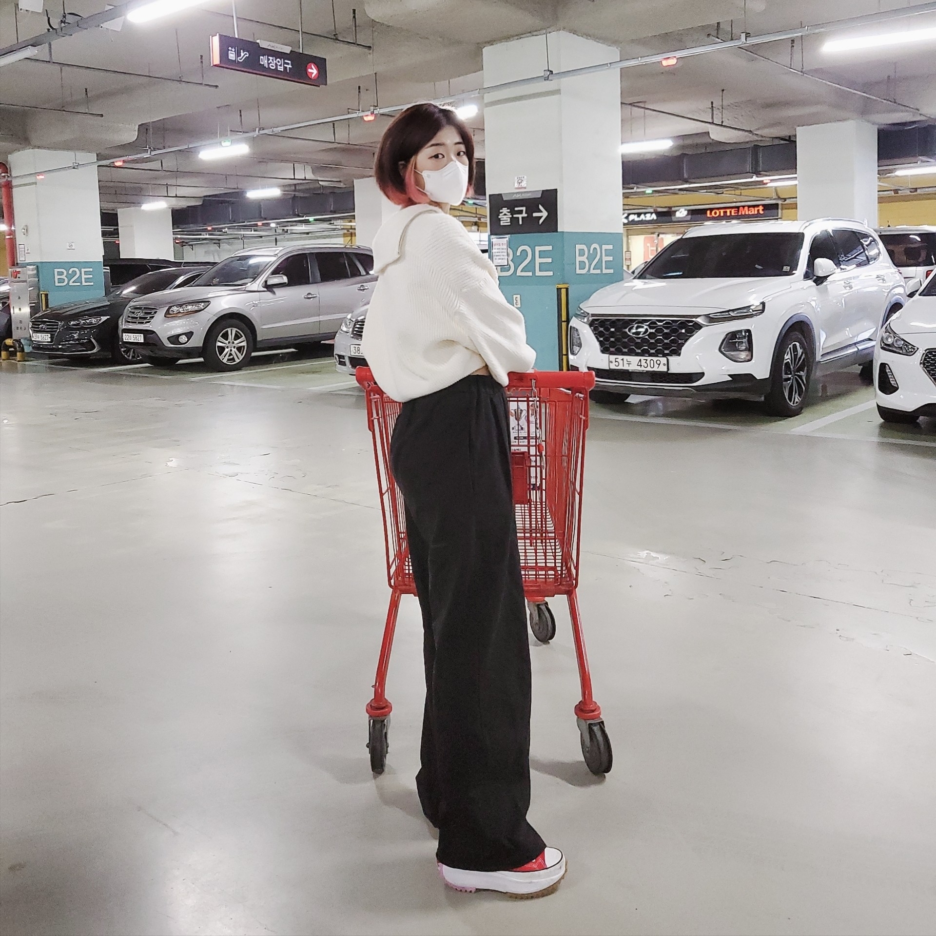 Converse Run Star Hike Hi University Red 착용 스타일 - 2