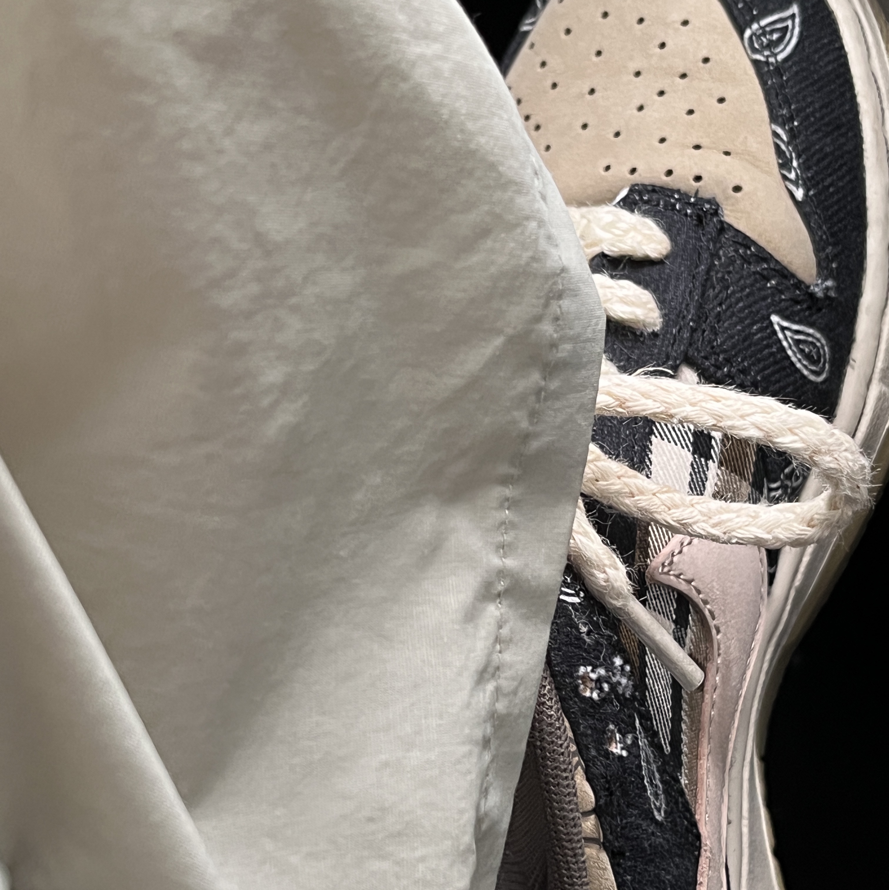 Nike x Travis Scott SB Dunk Low 착용 스타일 - 3