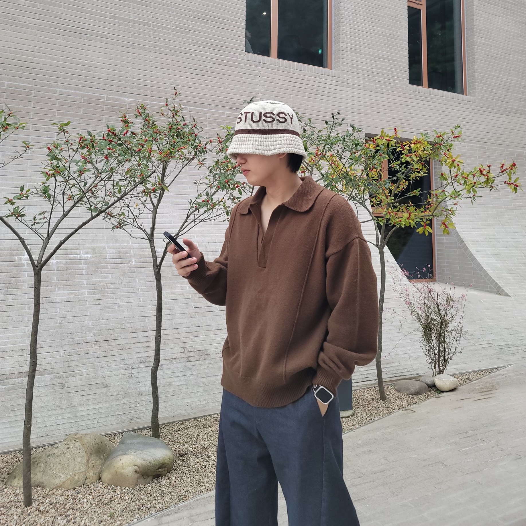 Stussy Jacquard Knit Bucket Hat Natural 착용 스타일 - 2