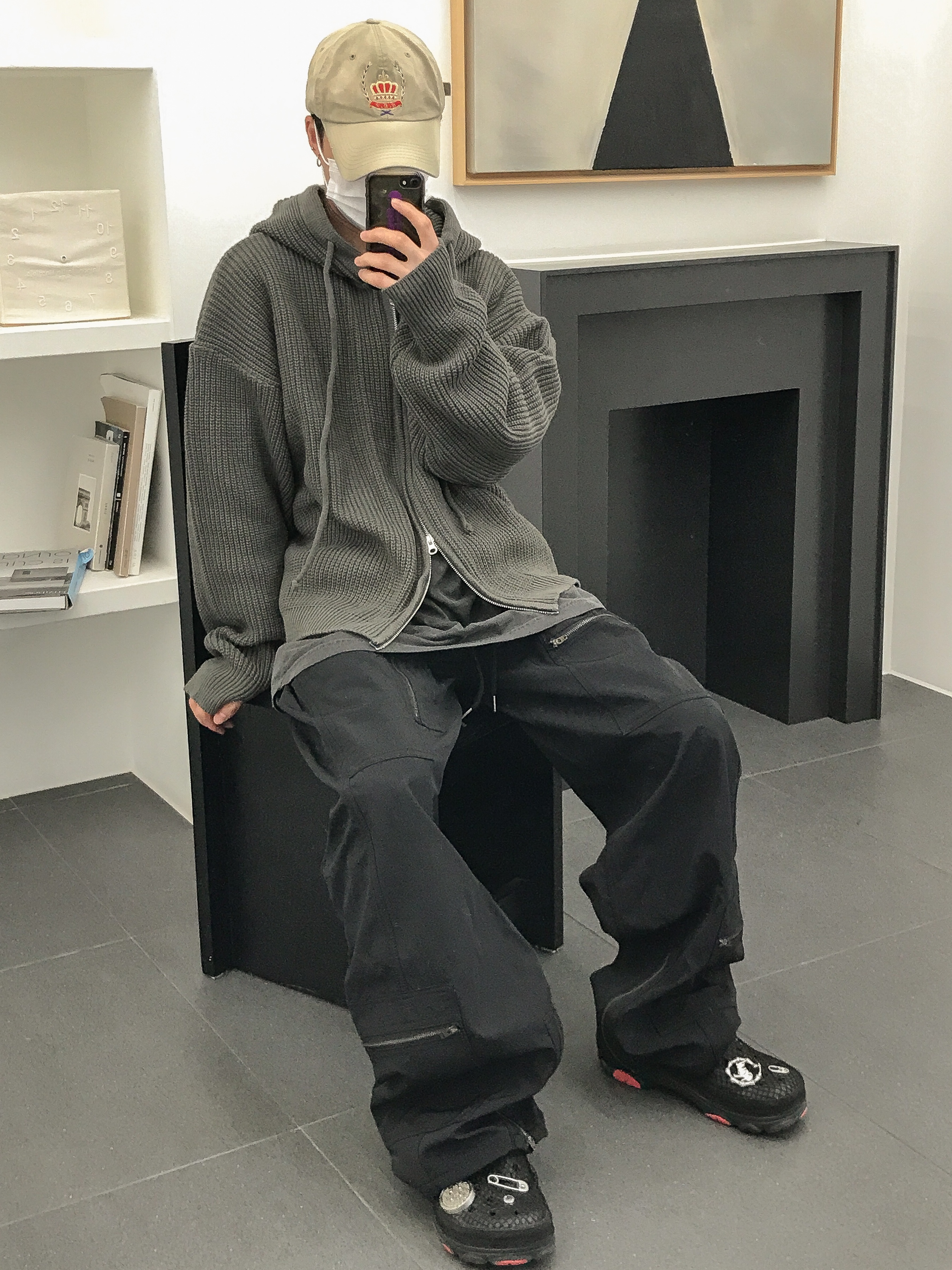 Crocs x Staple Classic All Terrain Clog Black 착용 스타일