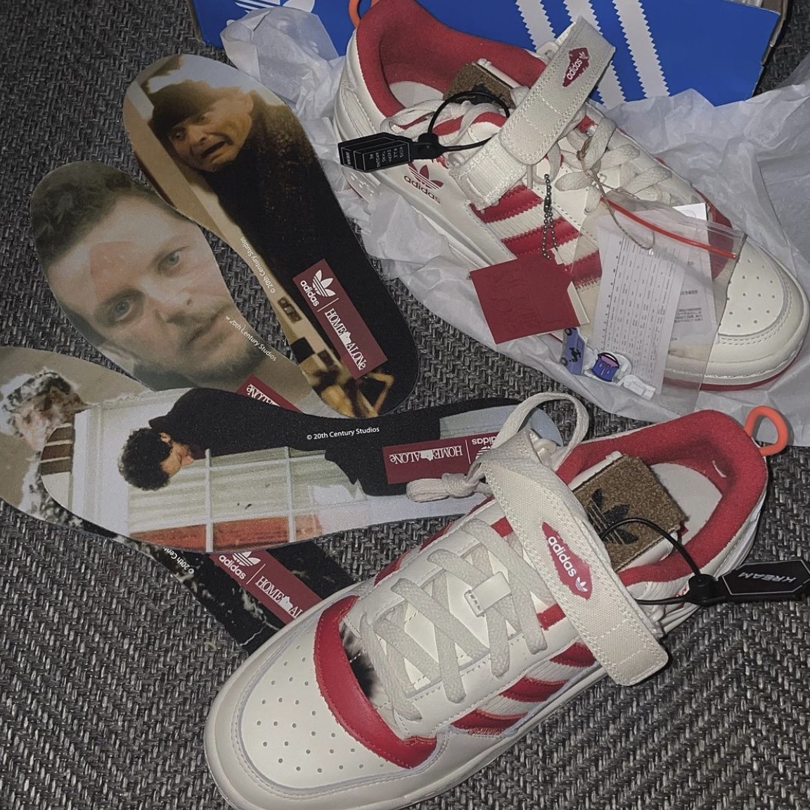 Adidas Forum Low Home Alone 착용 스타일 - 2