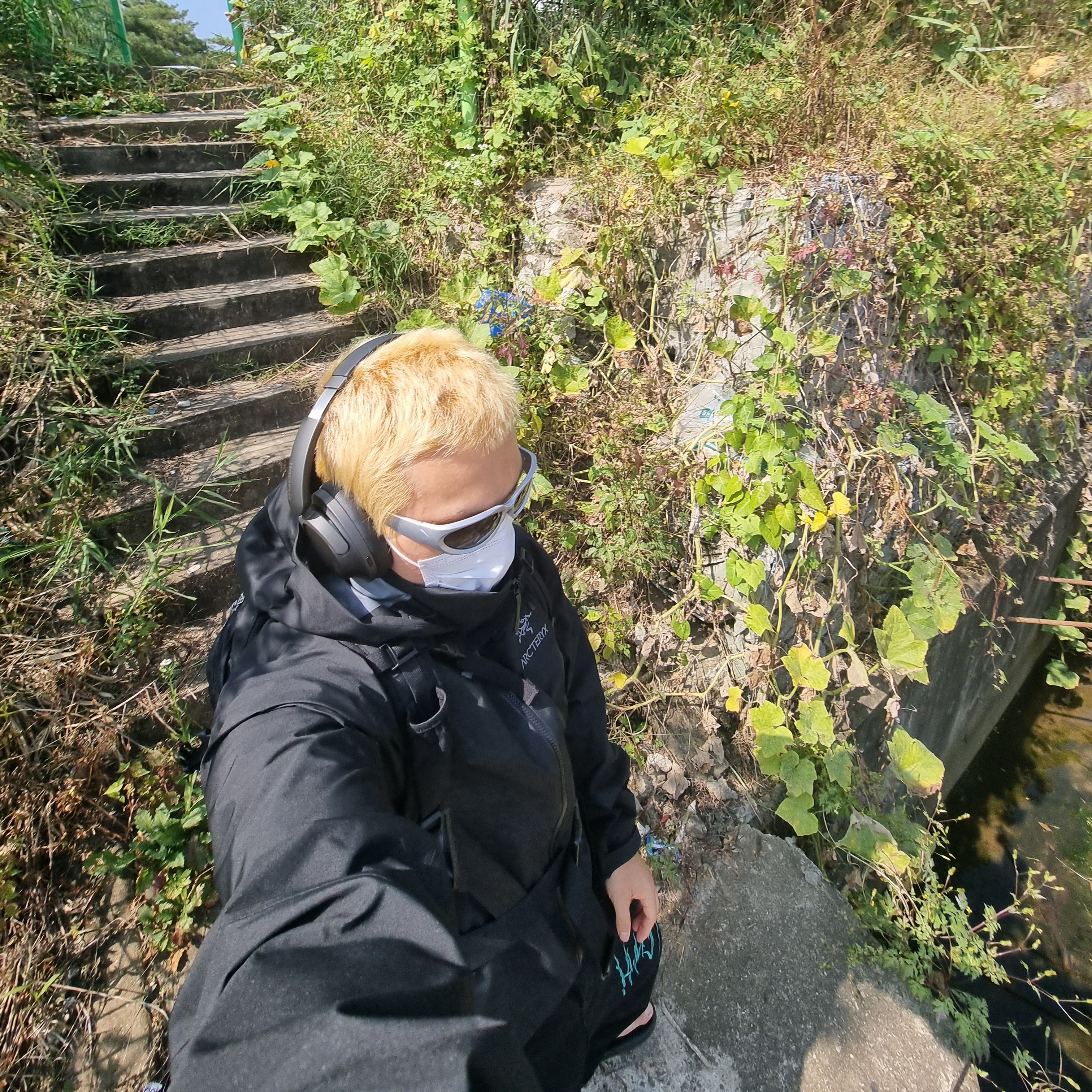 Arc'teryx Beta AR Jacket Black 착용 스타일 - 4