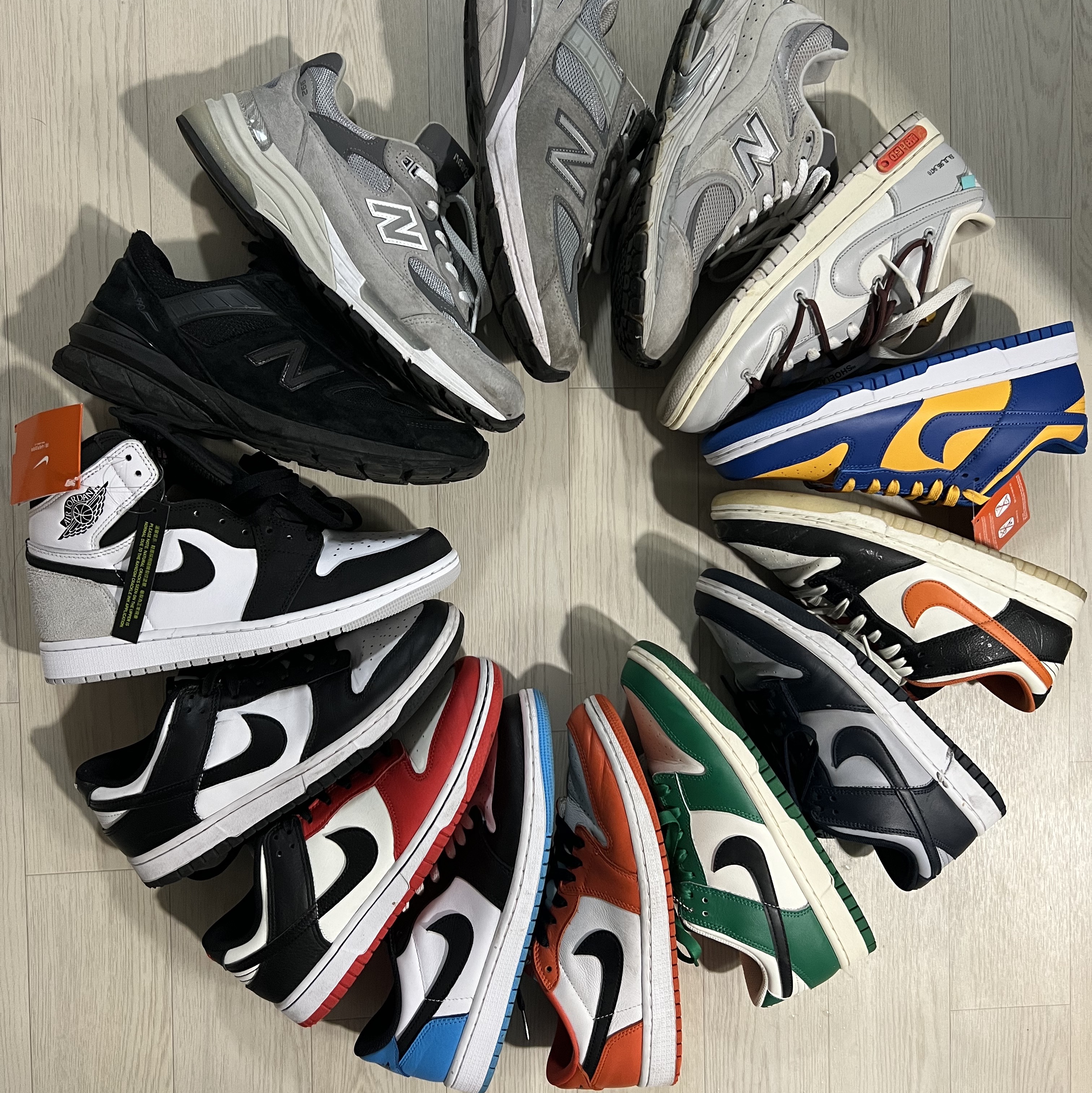 New Balance 992 Made in USA Grey - D Standard, Nike x Off-White Dunk Low The 50 - Lot 46 착용 스타일