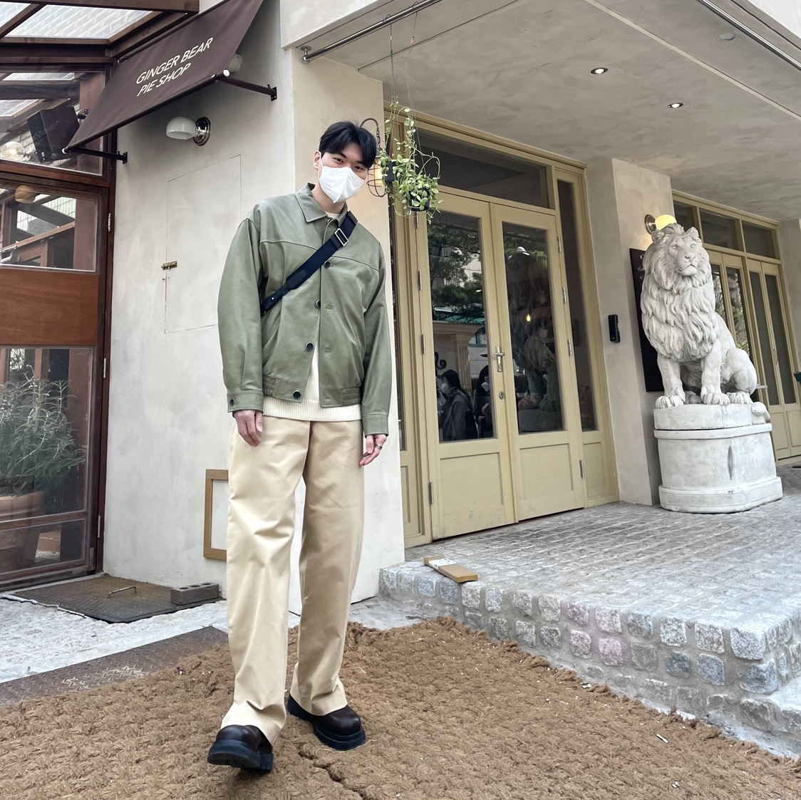 Bottega Veneta Lug Boots Fondant 착용 스타일