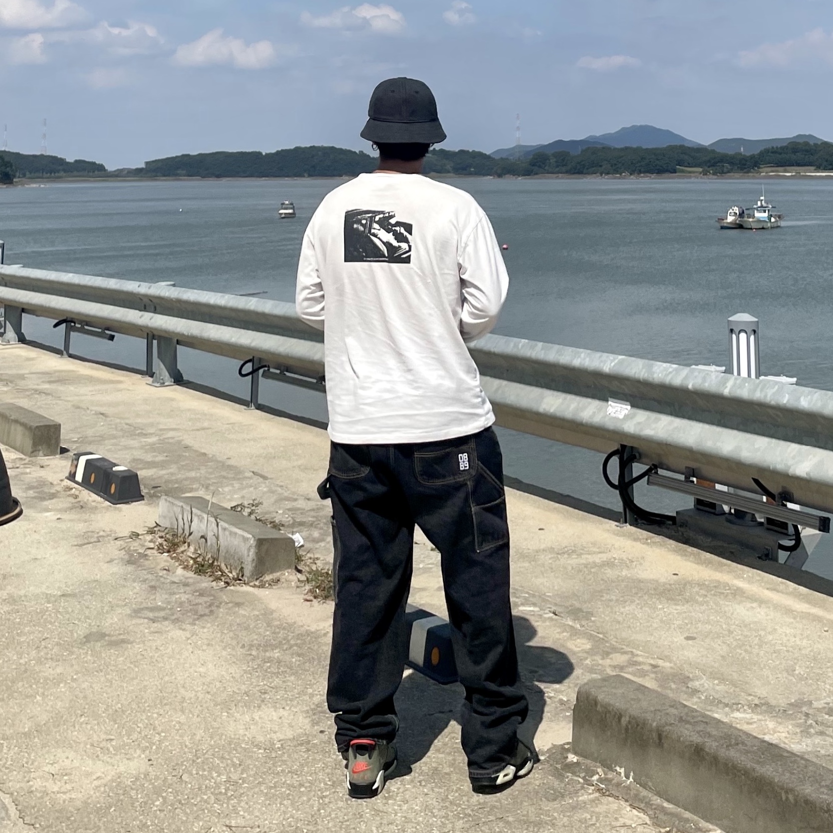 Jordan 6 x Travis Scott Retro Olive, Stussy Thinsulate Canvas Bell Hat Black 착용 스타일