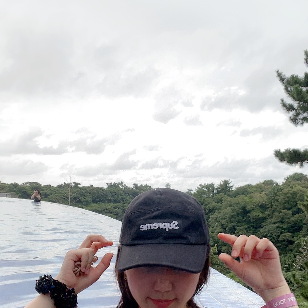 Supreme Washed Chino Twill Camp Cap Black 착용 스타일