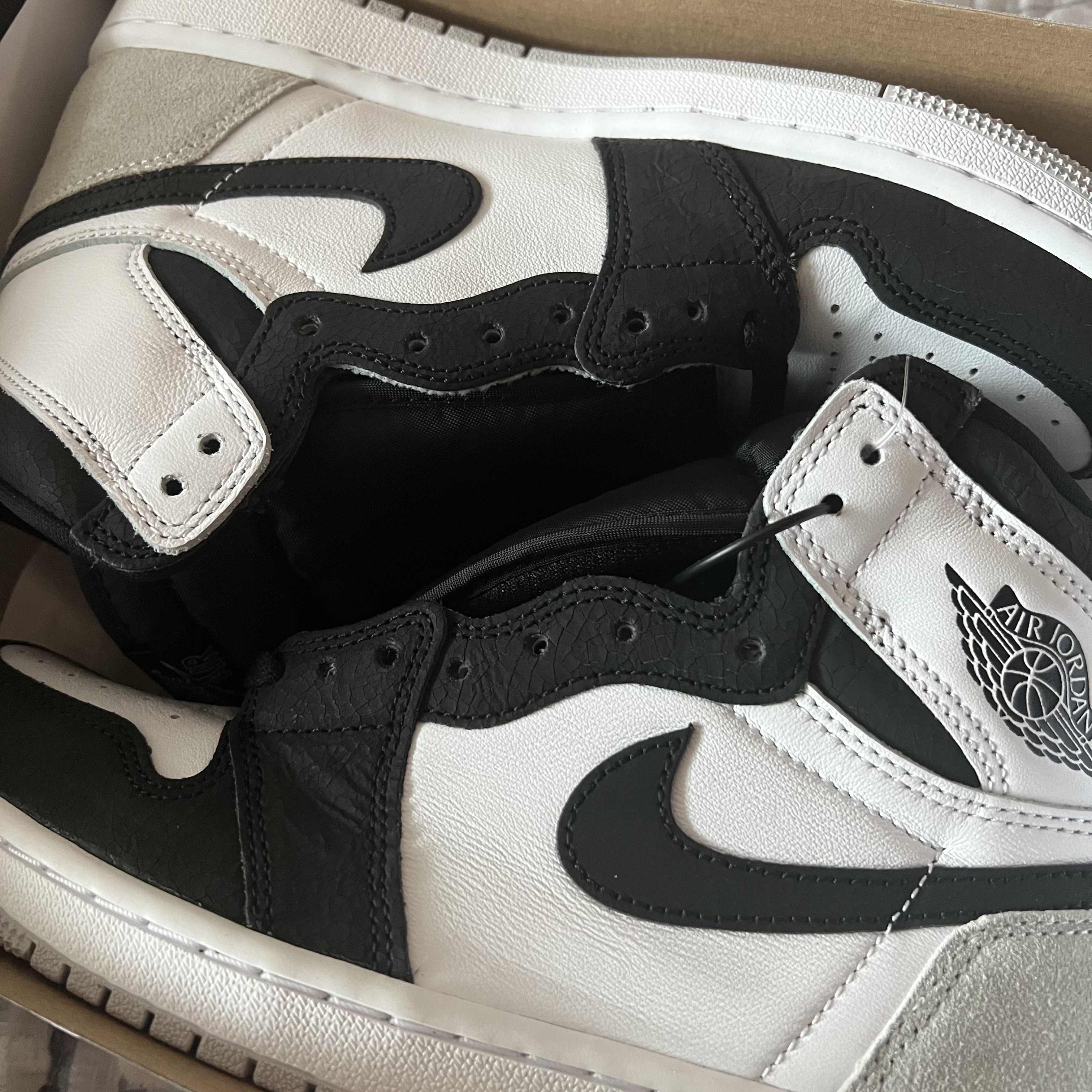 Jordan 1 Retro High OG Bleached Coral 착용 스타일 - 2