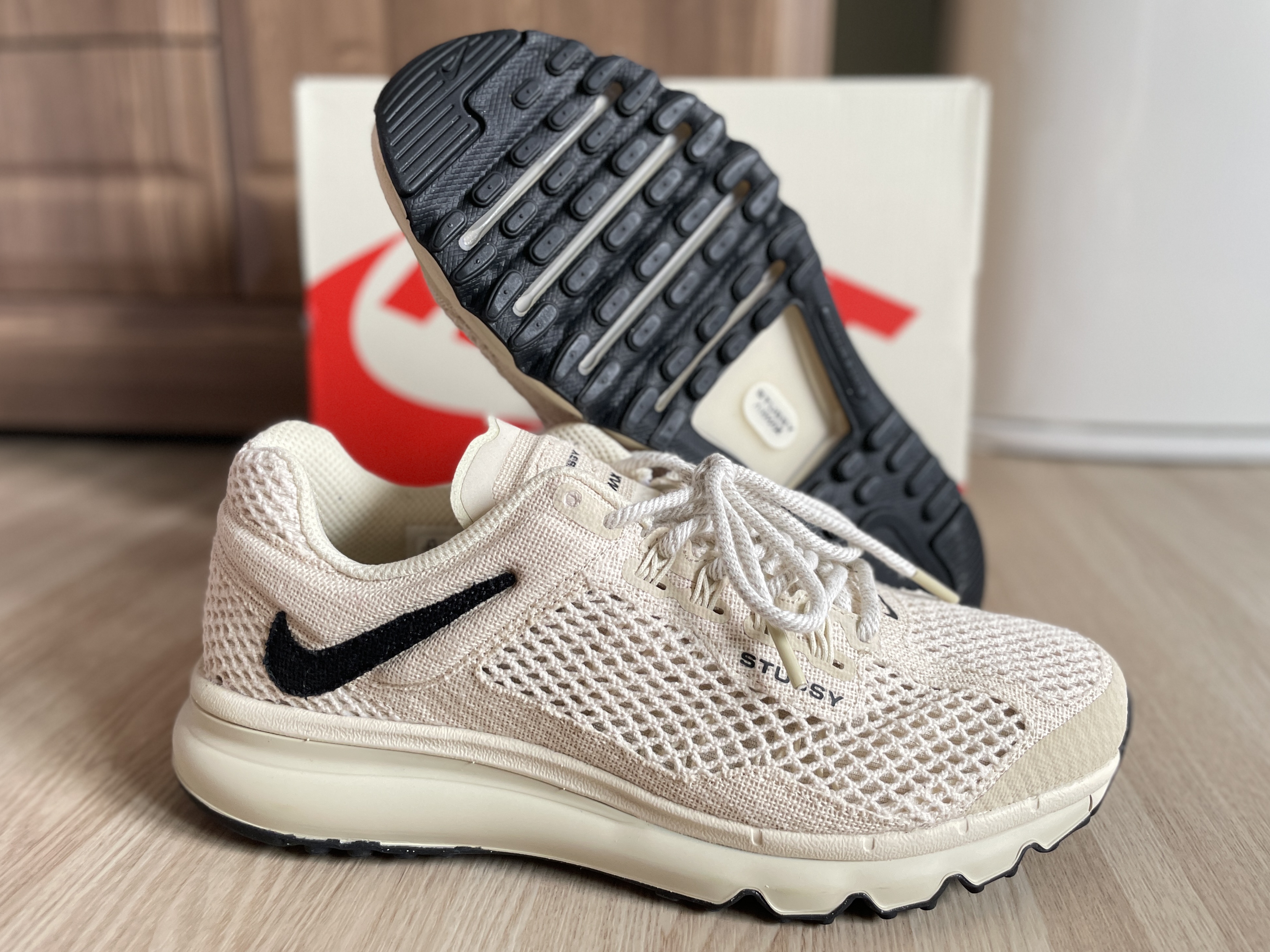 Nike x Stussy Air Max 2013 Fossil 착용 스타일 - 3