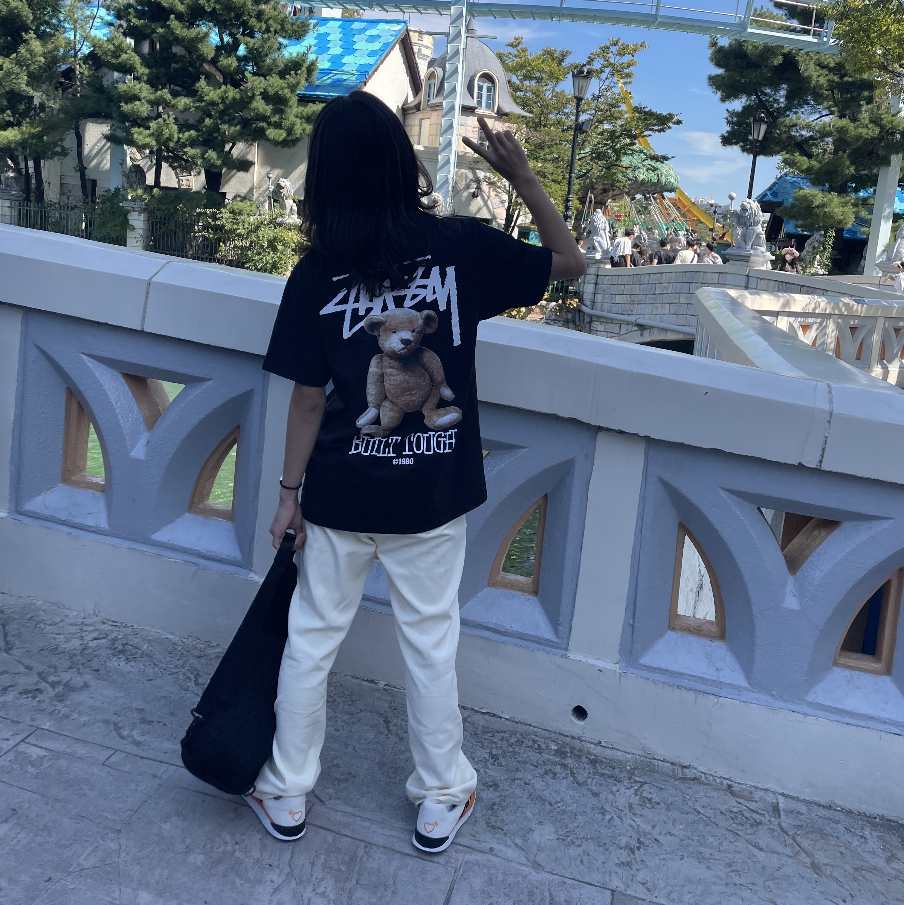Stussy Built Tough T-Shirt Black, Adidas x Human Made Adimatic White 착용 스타일