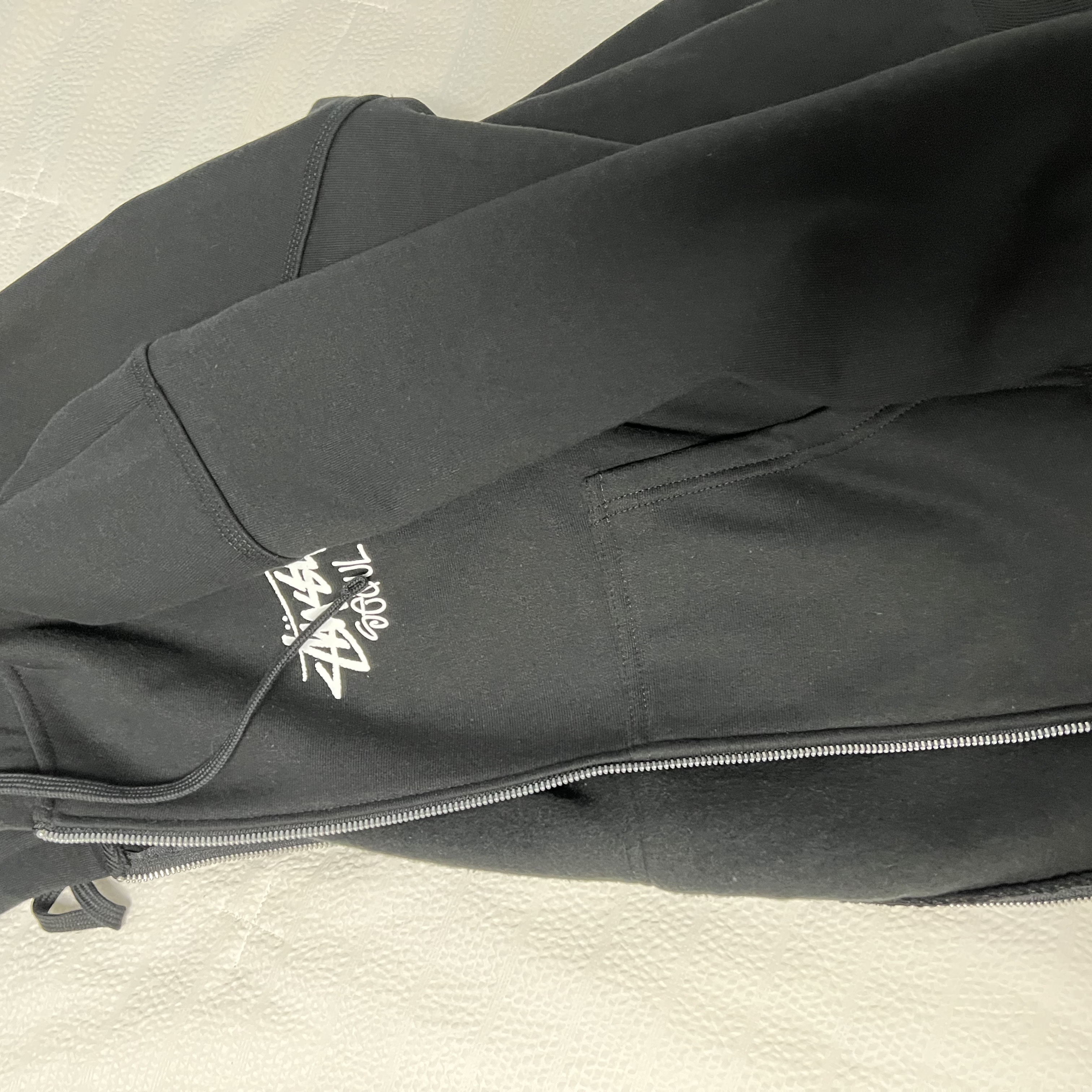 Stussy Stock Seoul Zip Hood Black 2022 착용 스타일 - 1