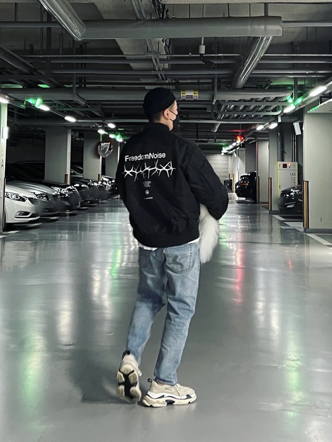 Balenciaga Triple S Vanille 2018 착용 스타일 - 1