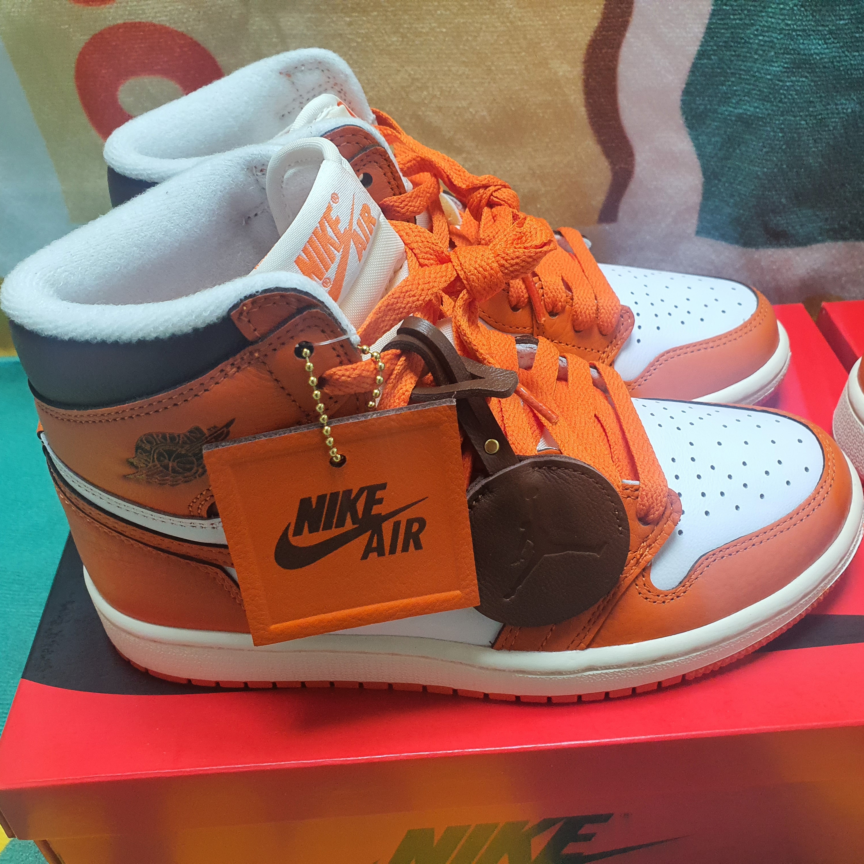(W) Jordan 1 Retro High OG Starfish 착용 스타일 - 1