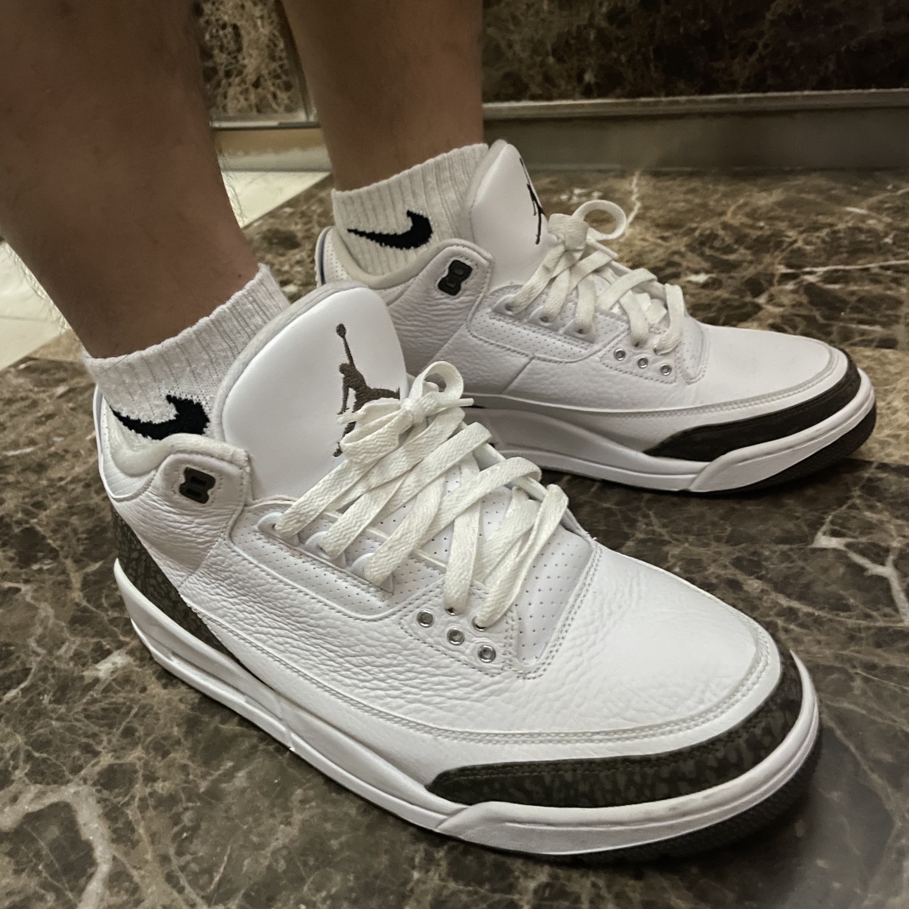 Jordan 3 Retro Mocha 2018 착용 스타일 - 4