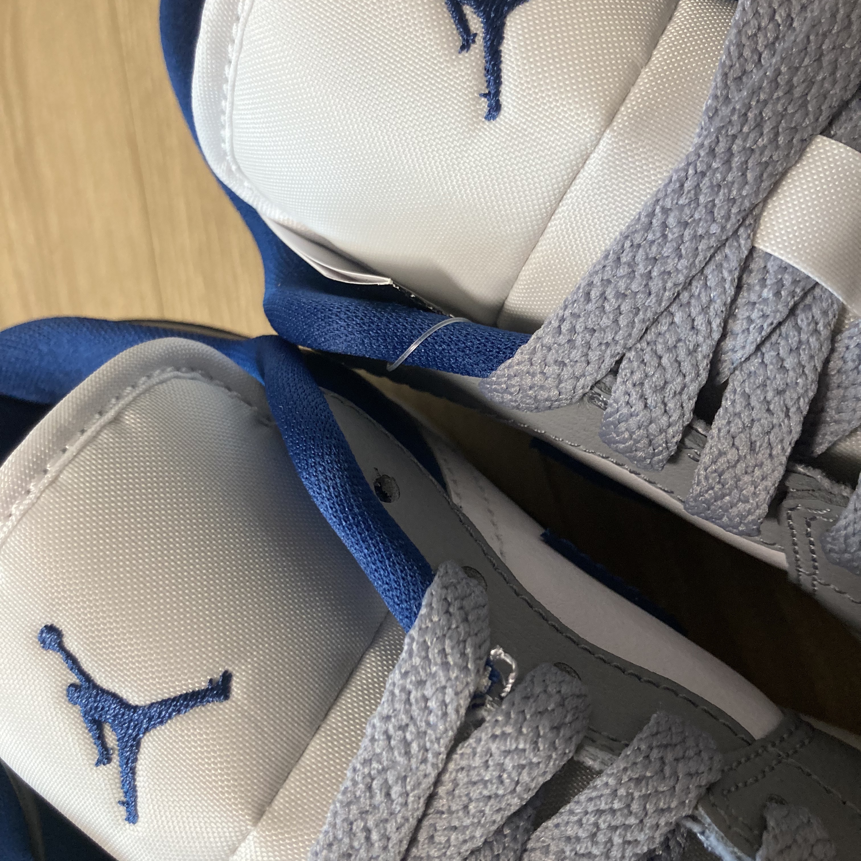 (W) Jordan 1 Low White Grey Blue 착용 스타일 - 2