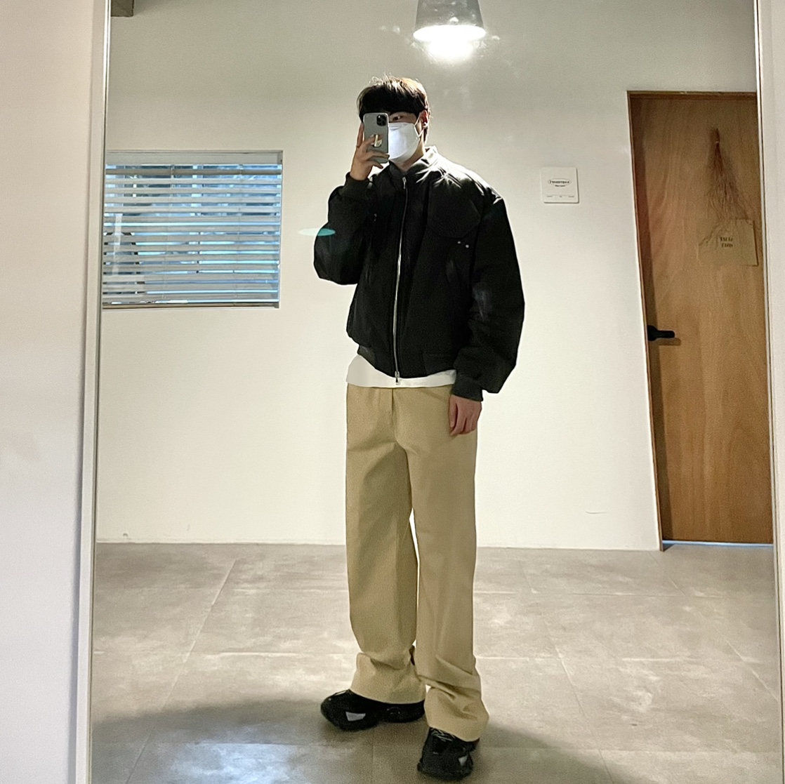 Undermycar Ababell Multi Flap Oversized Bomber Balsam Green - 22SS, (W) Balenciaga Track Sneakers Triple Black 착용 스타일
