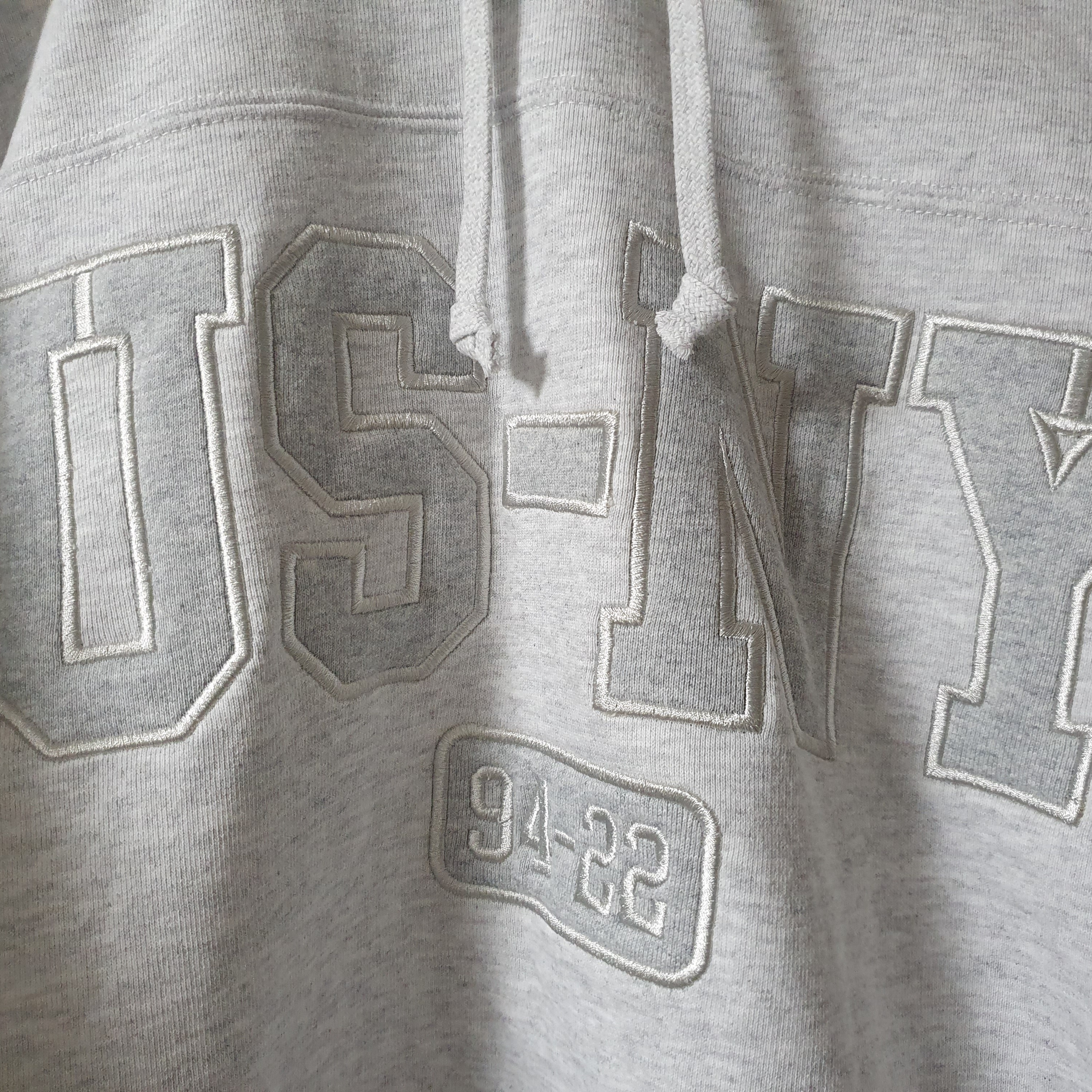Supreme US-NY Hooded Sweatshirt Ash Grey - 22FW 착용 스타일 - 2