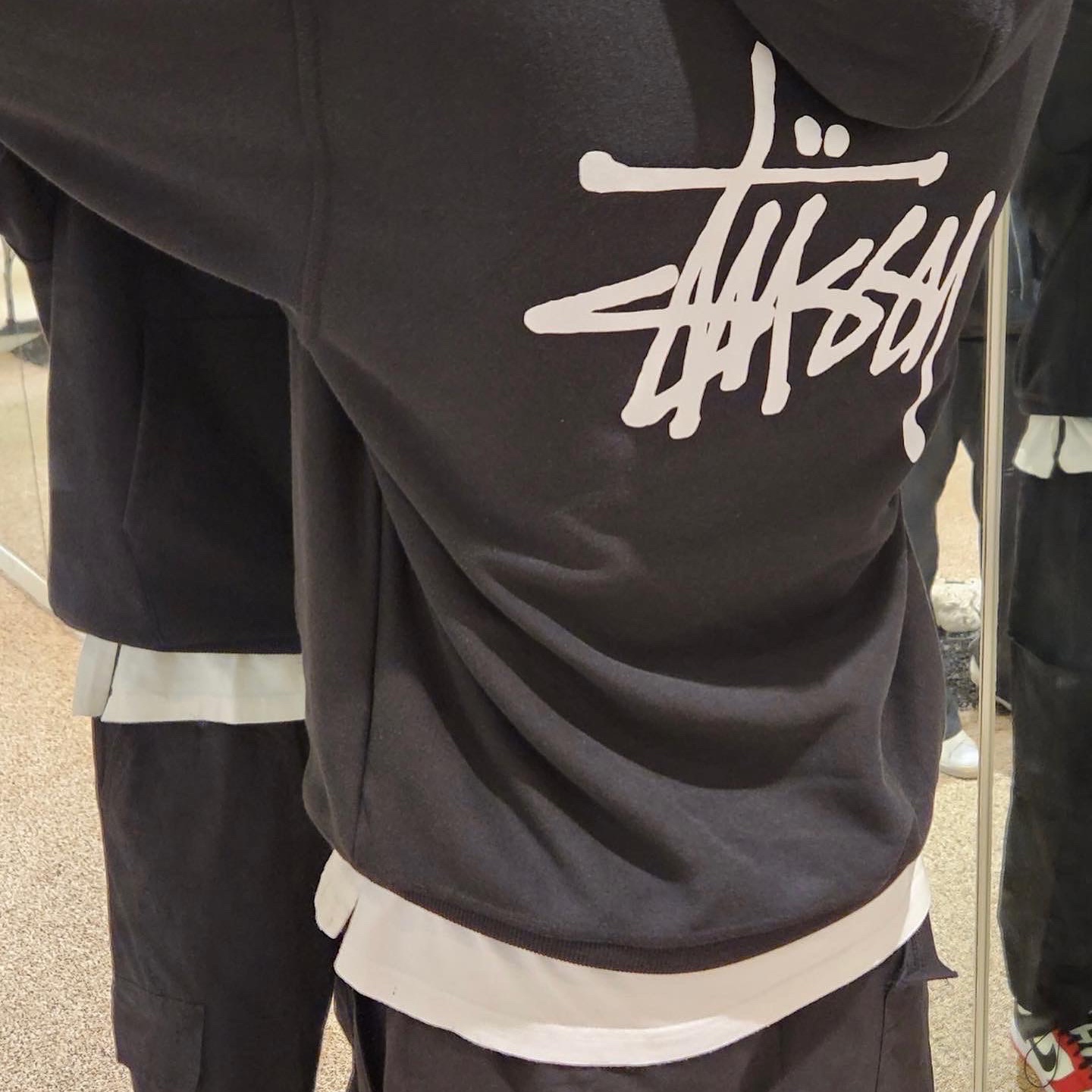 Stussy Basic Stussy Hoodie Black 2022 착용 스타일 - 1