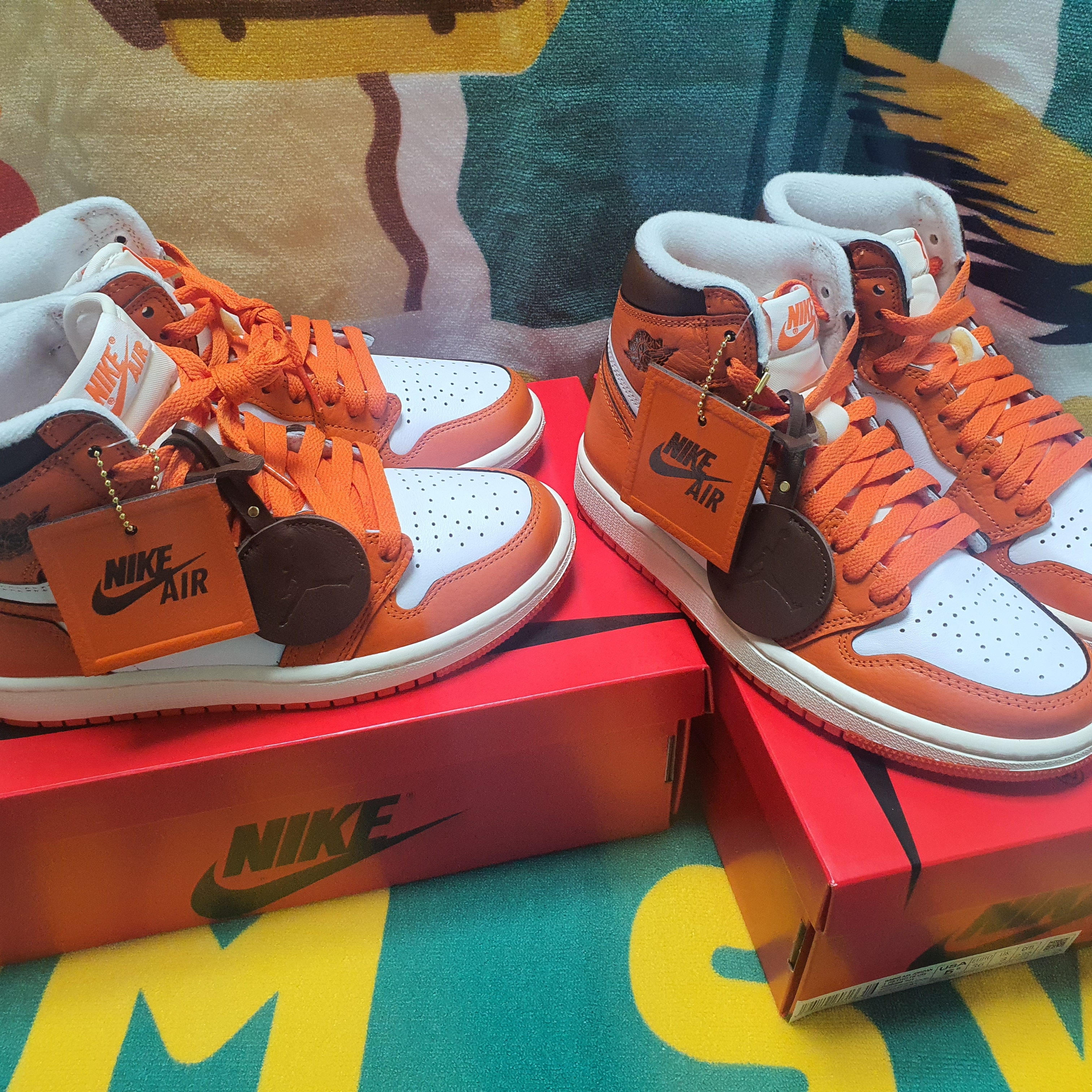 (W) Jordan 1 Retro High OG Starfish 착용 스타일 - 2