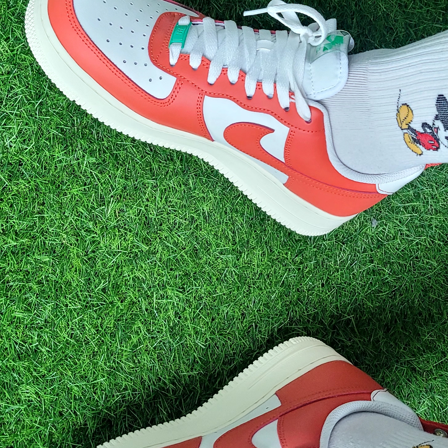 Nike Air Force 1 '07 LV8 Pojangmacha 착용 스타일
