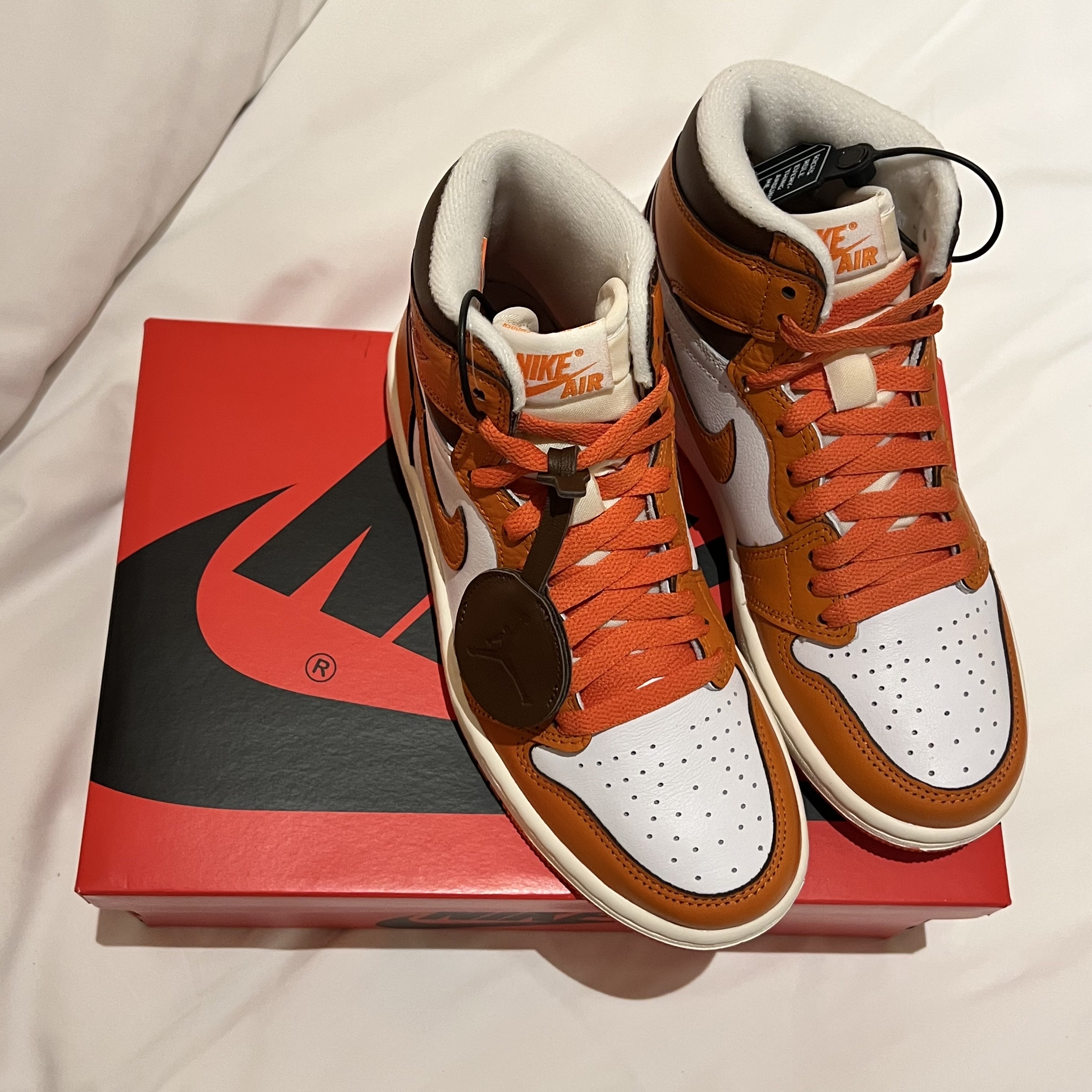 (W) Jordan 1 Retro High OG Starfish 착용 스타일 - 3