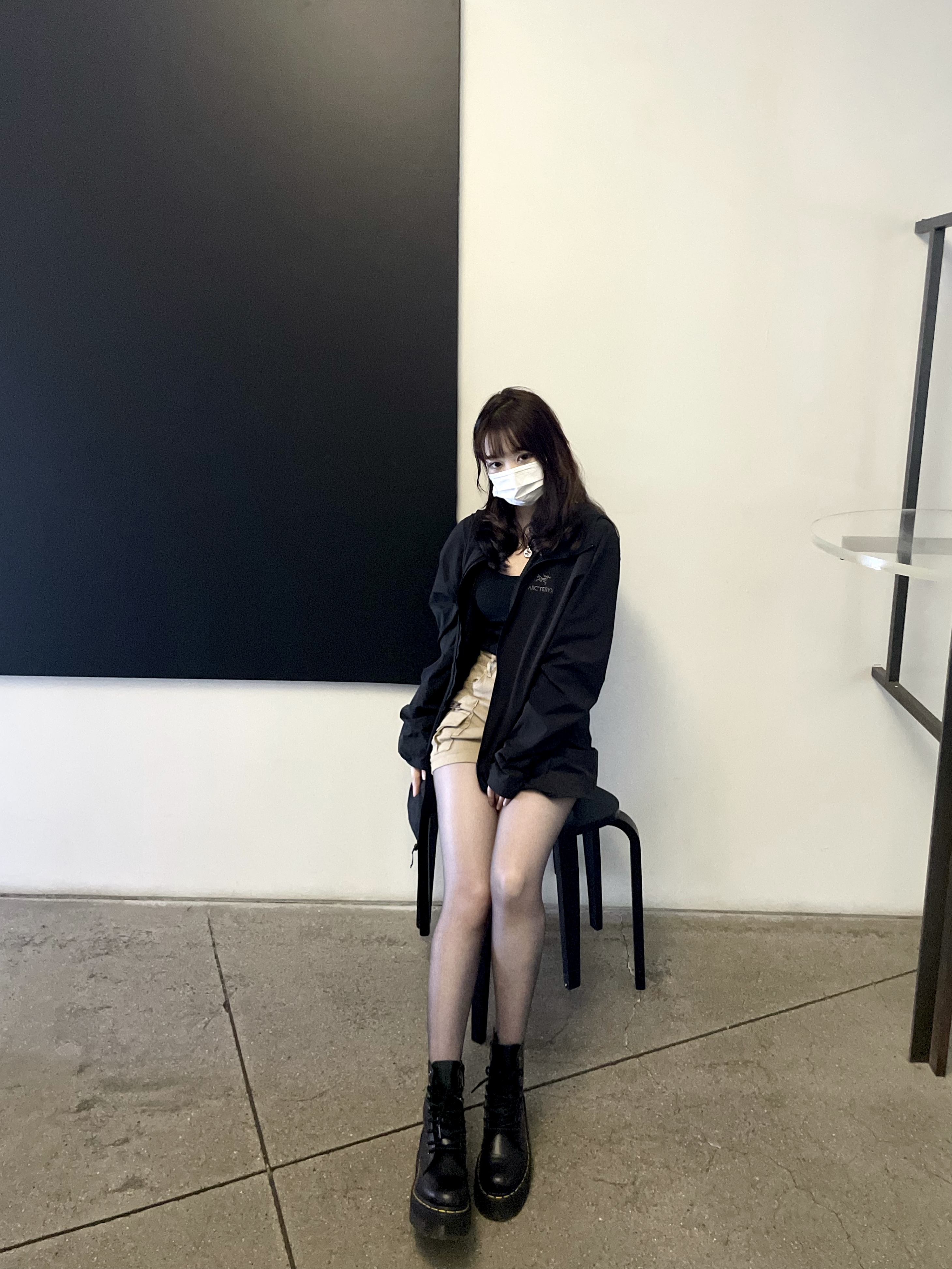 Arc'teryx Beta LT Jacket Black 착용 스타일 - 1
