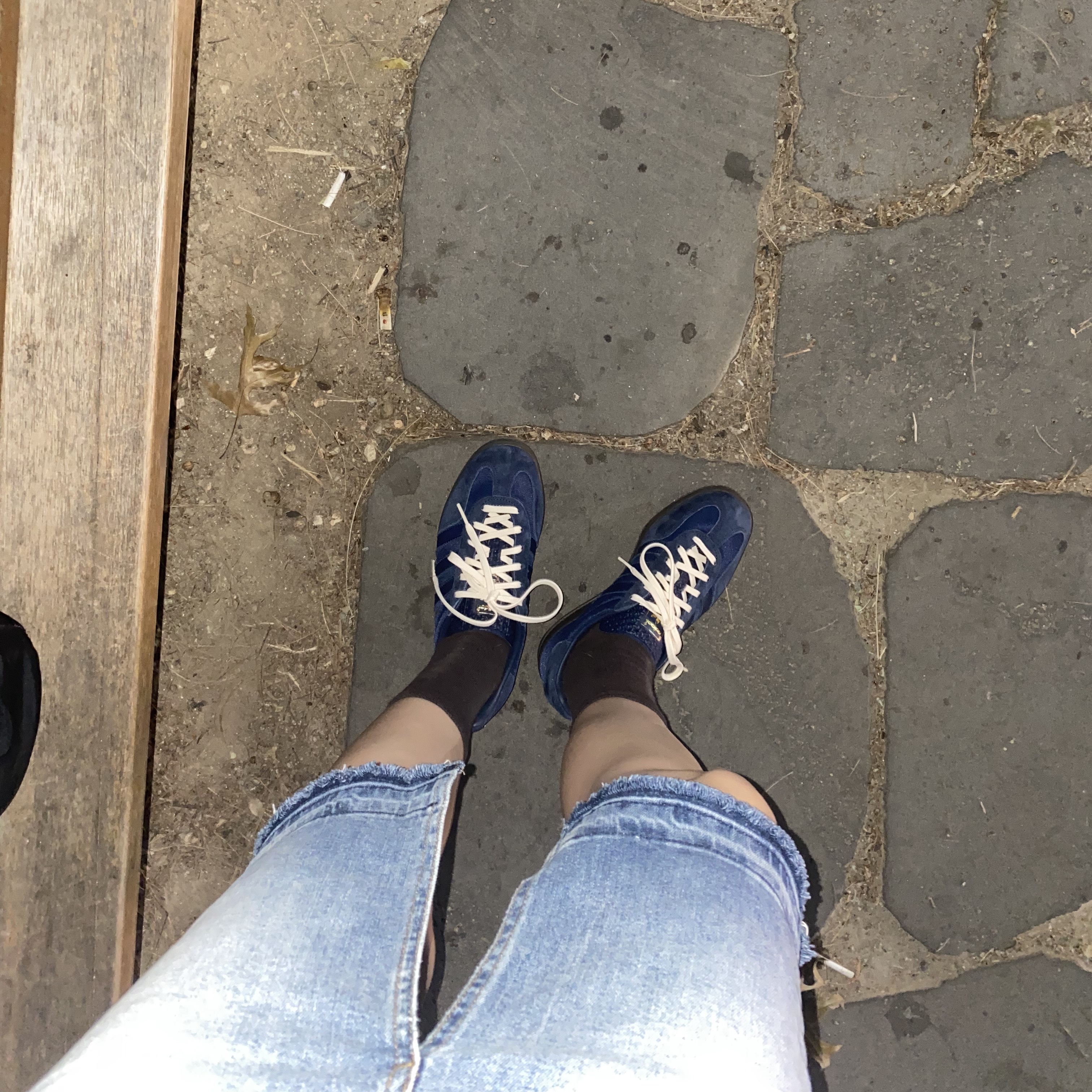 Adidas Gazelle Indoor Collegiate Navy 착용 스타일