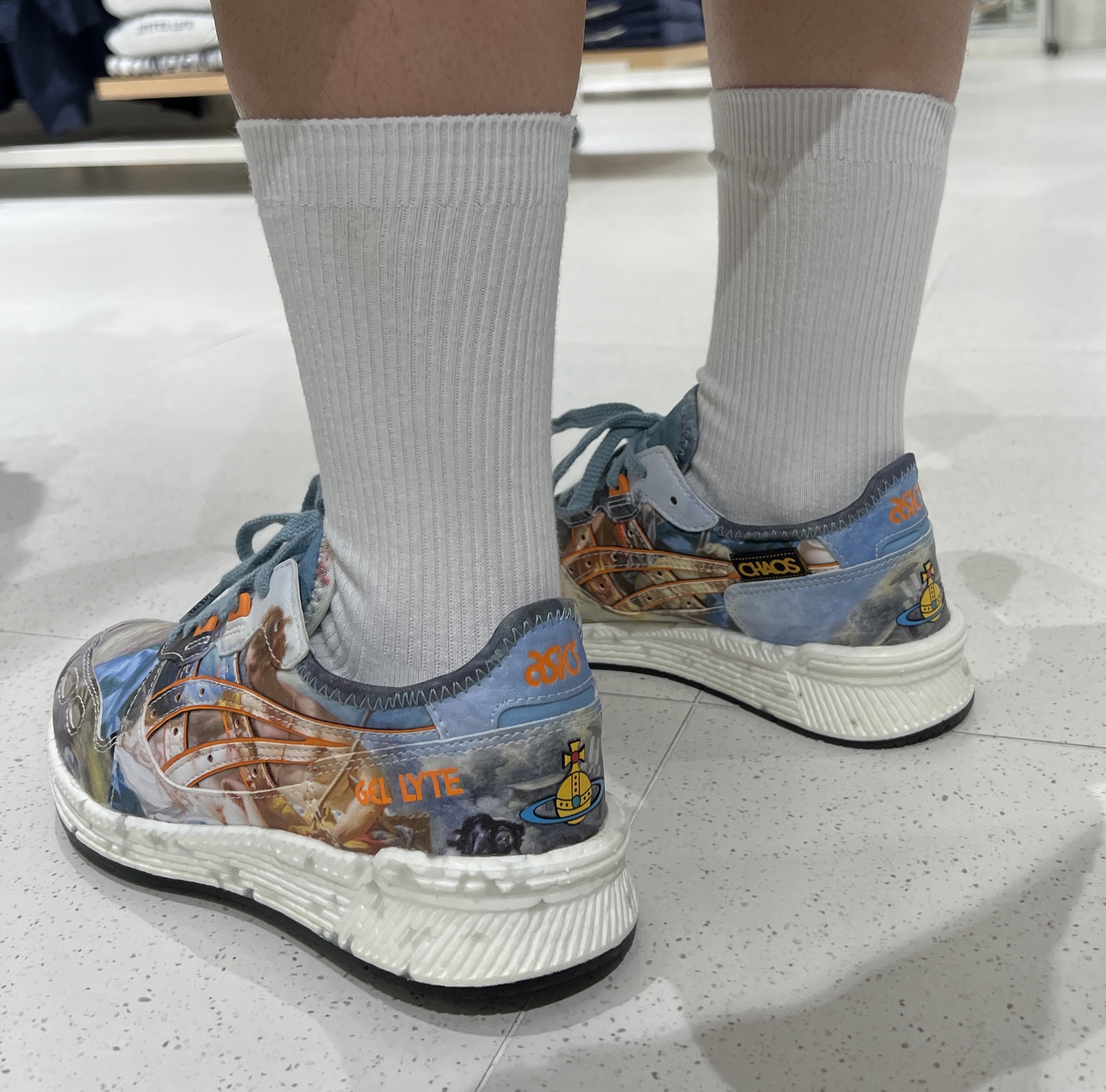Asics x Vivienne Westwood Hyper Gel-Lyte 착용 스타일 - 2