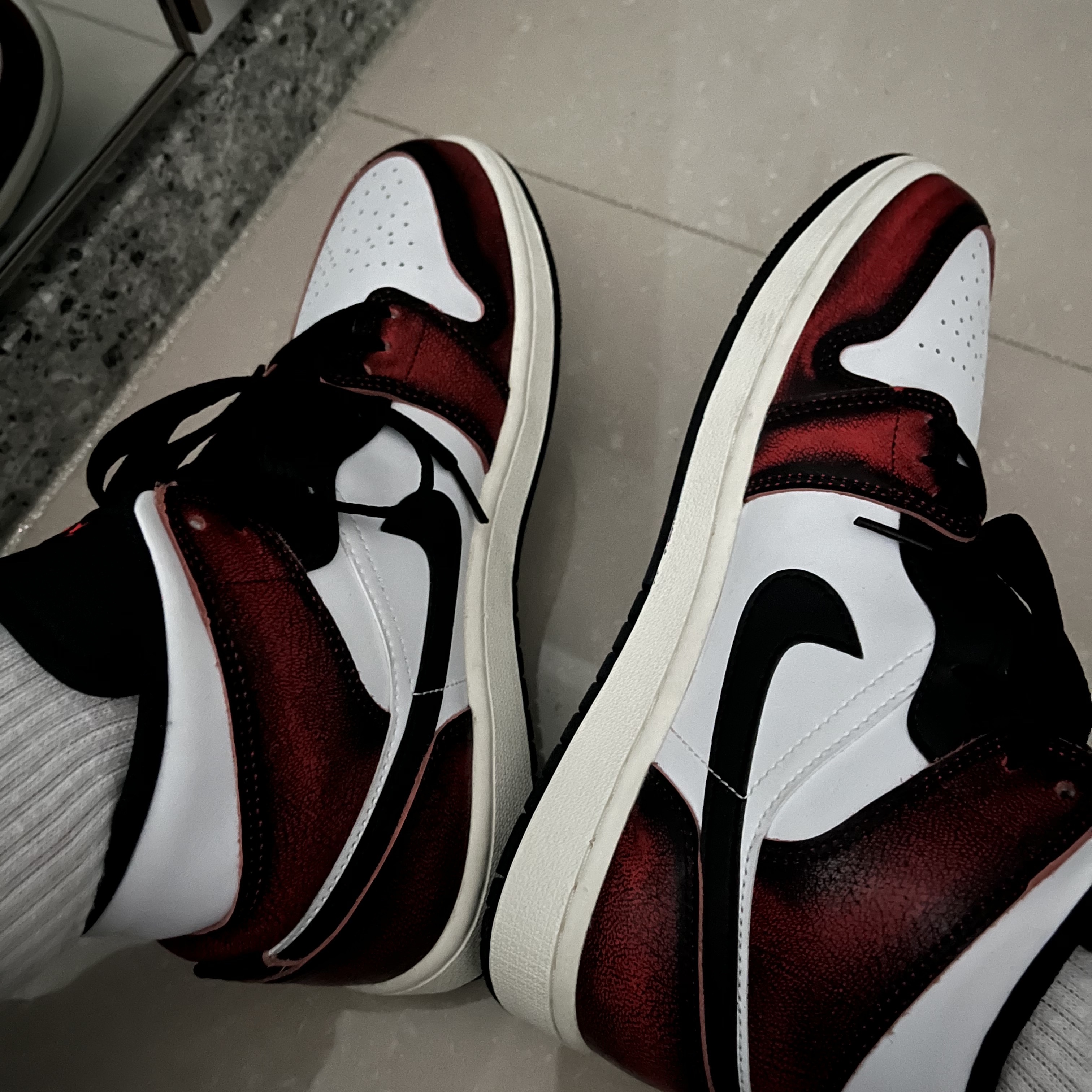 Jordan 1 Mid SE Infrared 23 착용 스타일 - 3