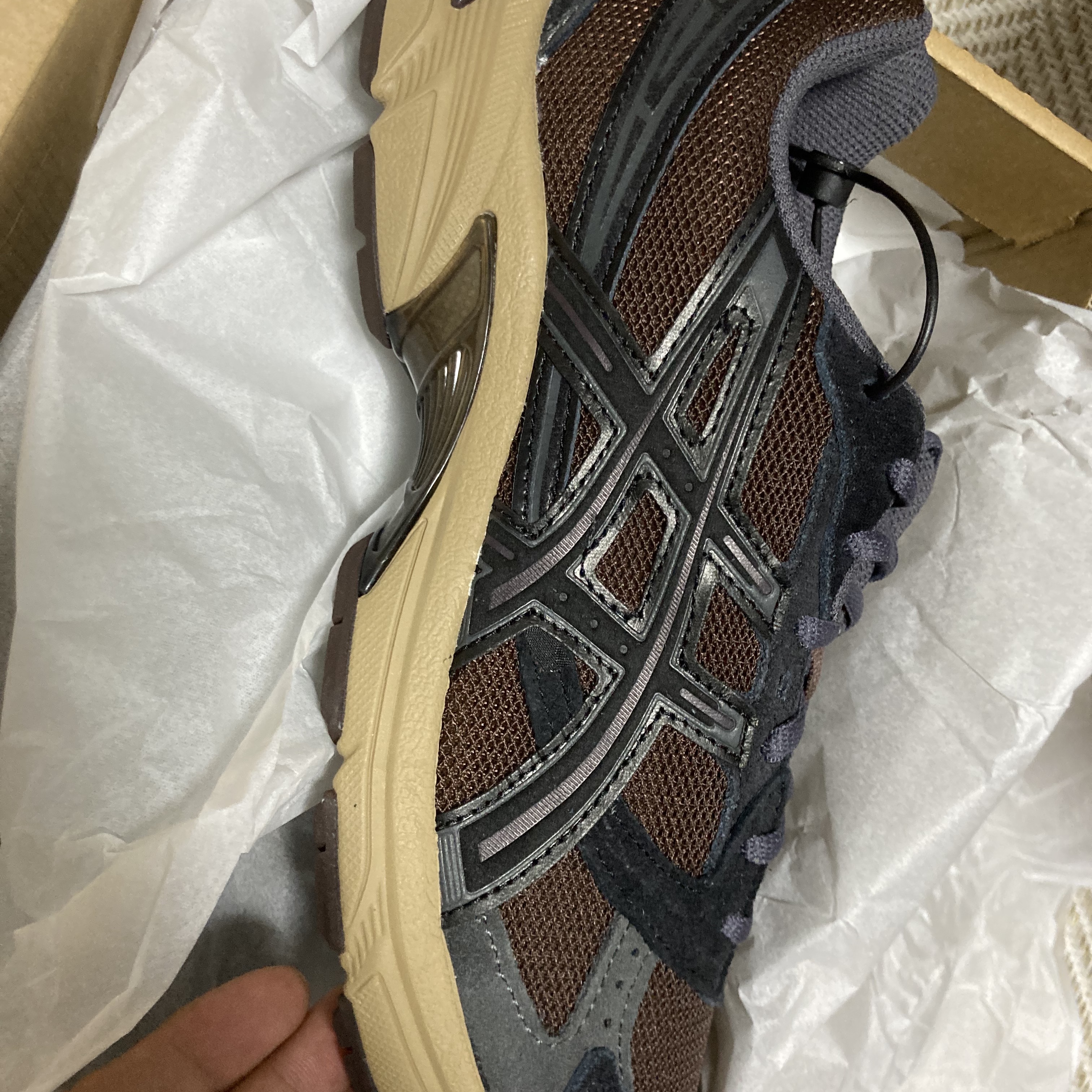 Asics Gel-1130 Brown 착용 스타일