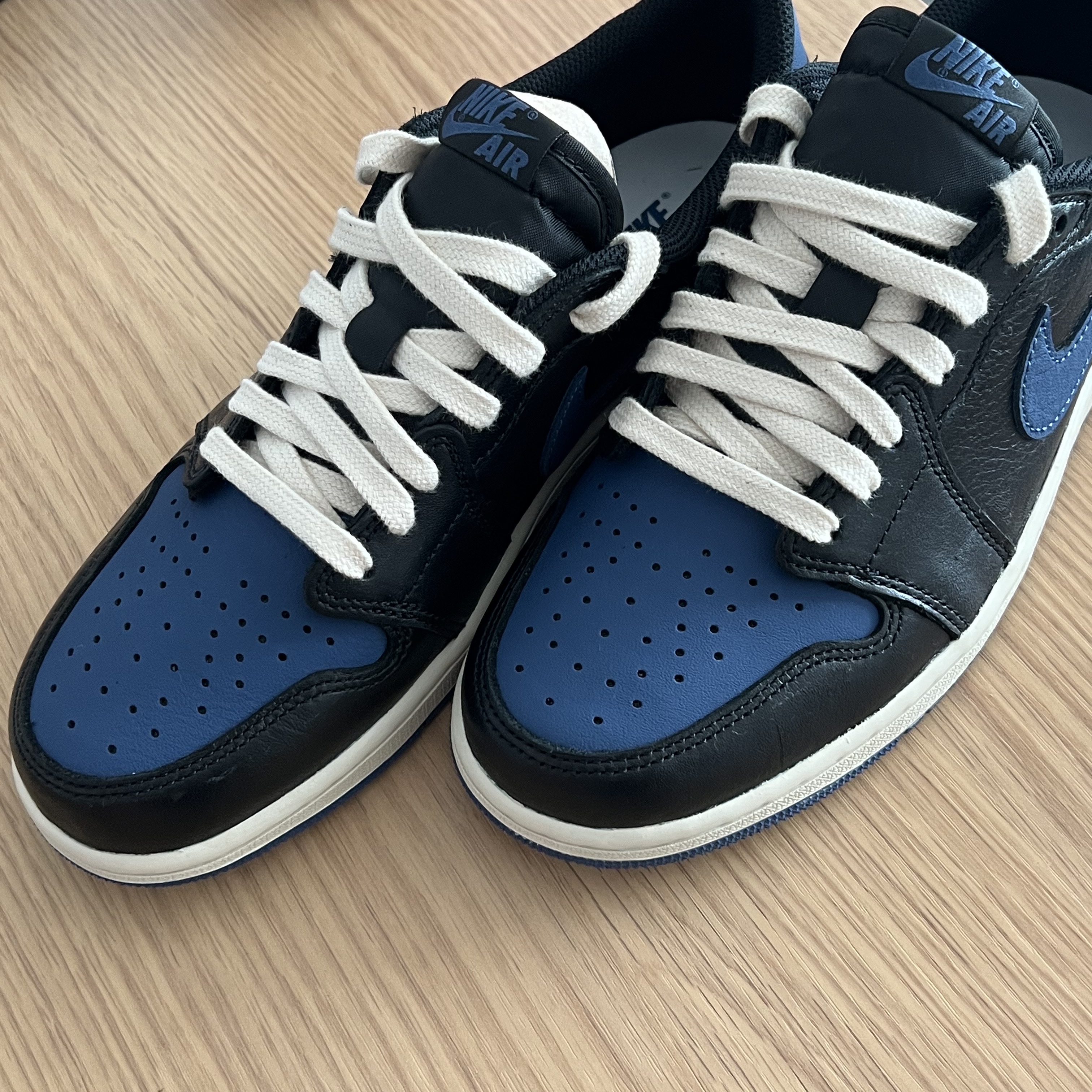 Jordan 1 Retro Low OG Mystic Navy 착용 스타일