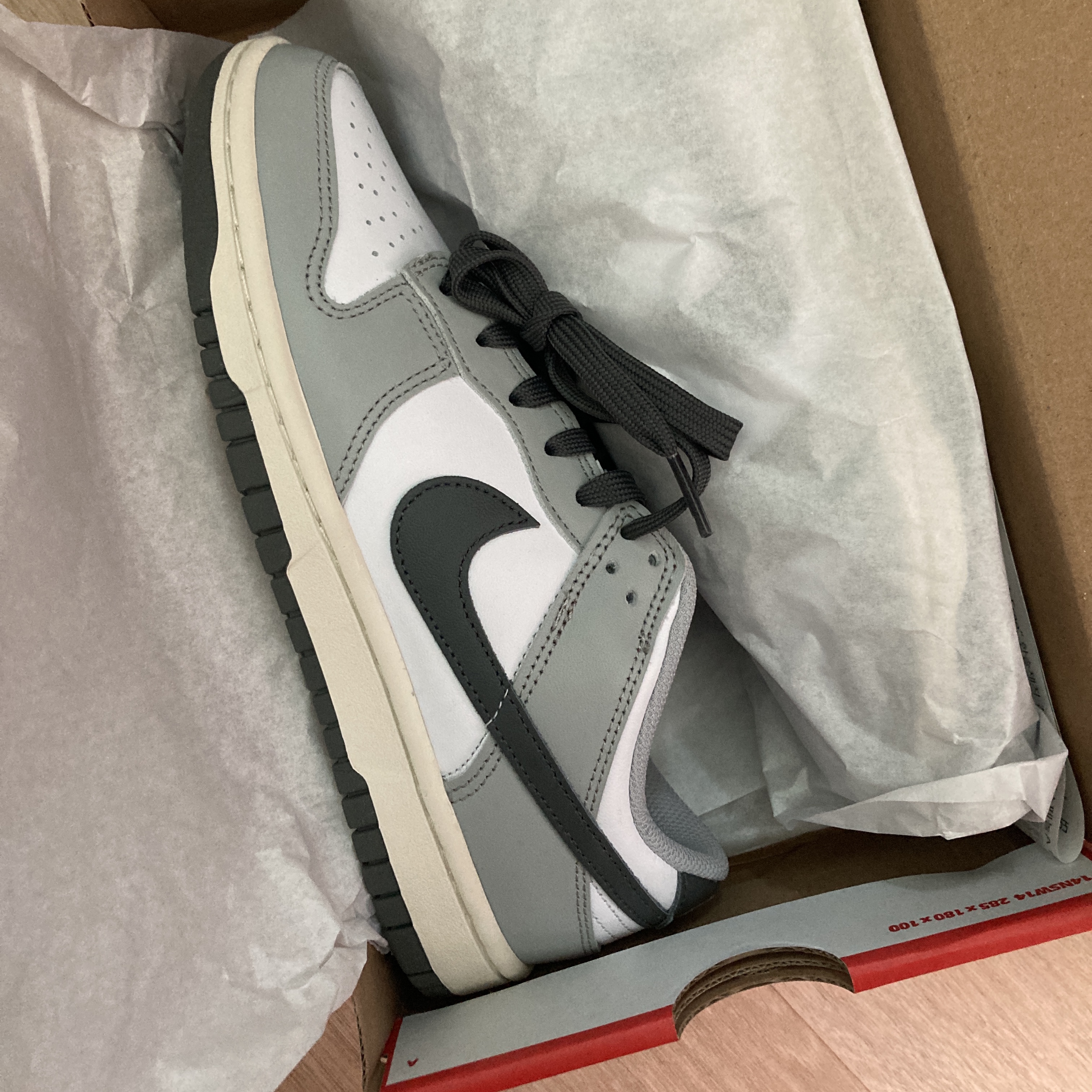 (W) Nike Dunk Low Light Smoke Grey 착용 스타일